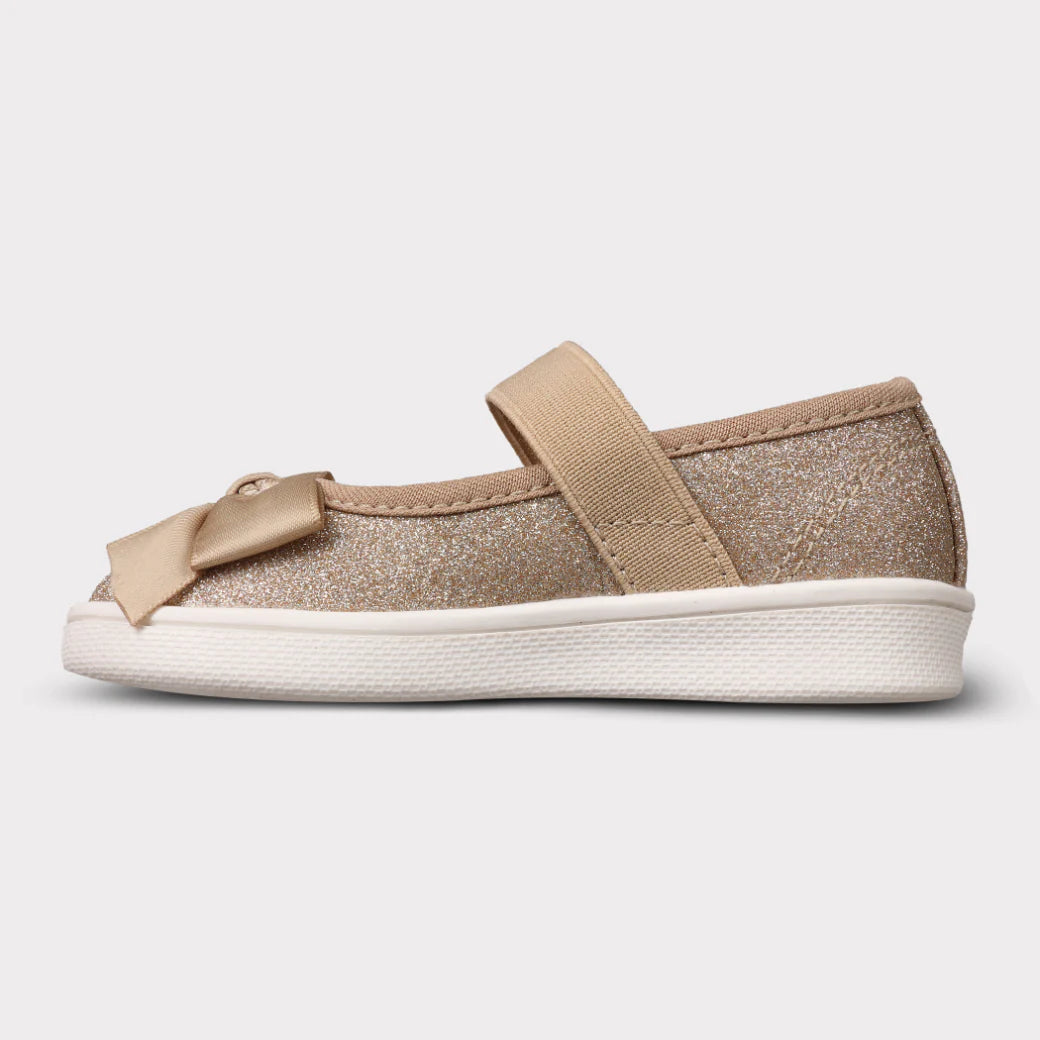 Quinn Girls Crib Slip-on Shoe