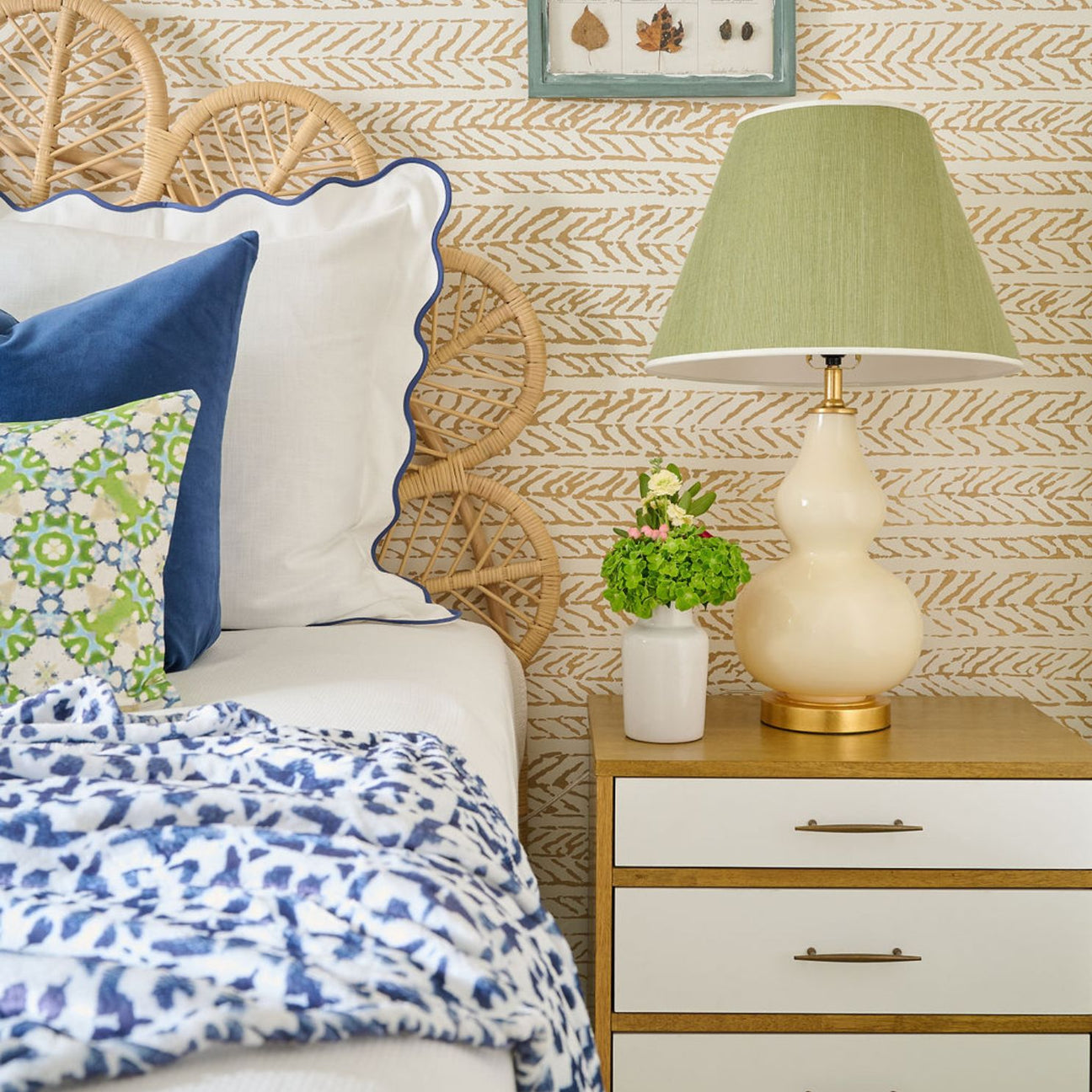 Laura Park Navy Scalloped Duvet Cover - Queen