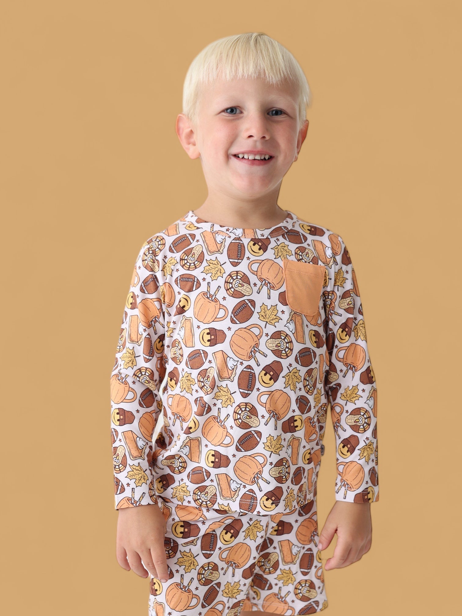 Turkey & Touchdowns Dream Pocket Tee