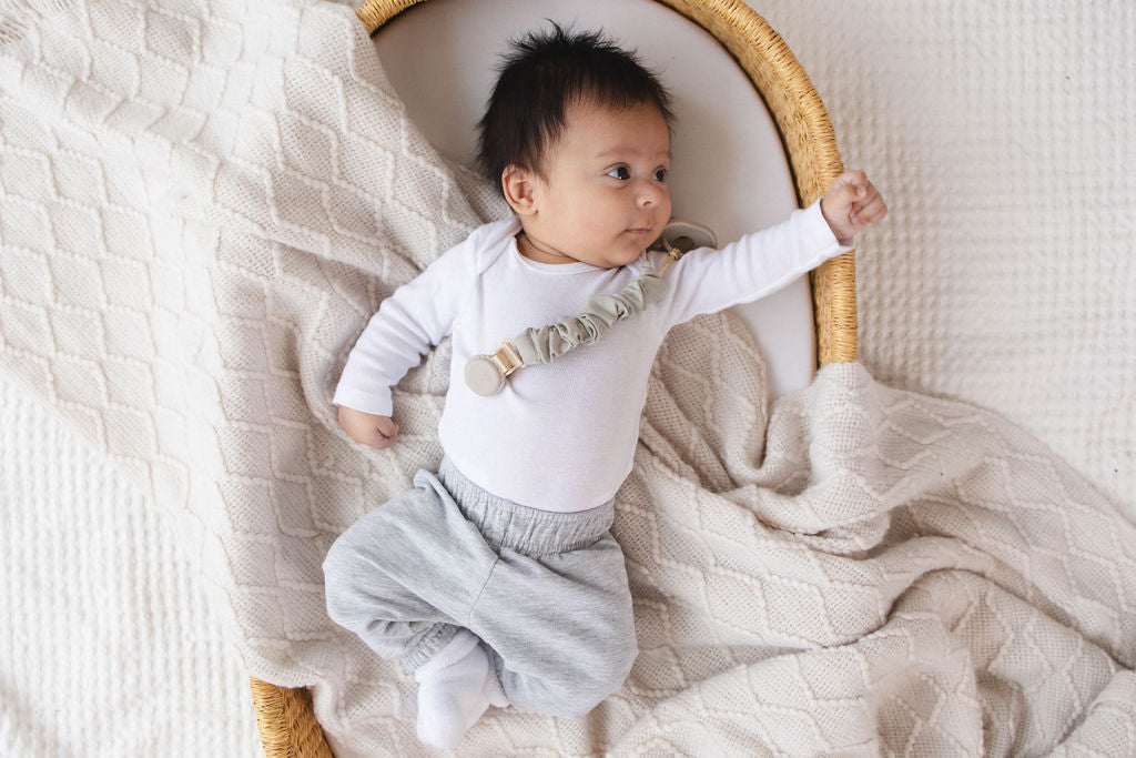 Metal-free Muslin Cotton And Silicone Pacifier Clips