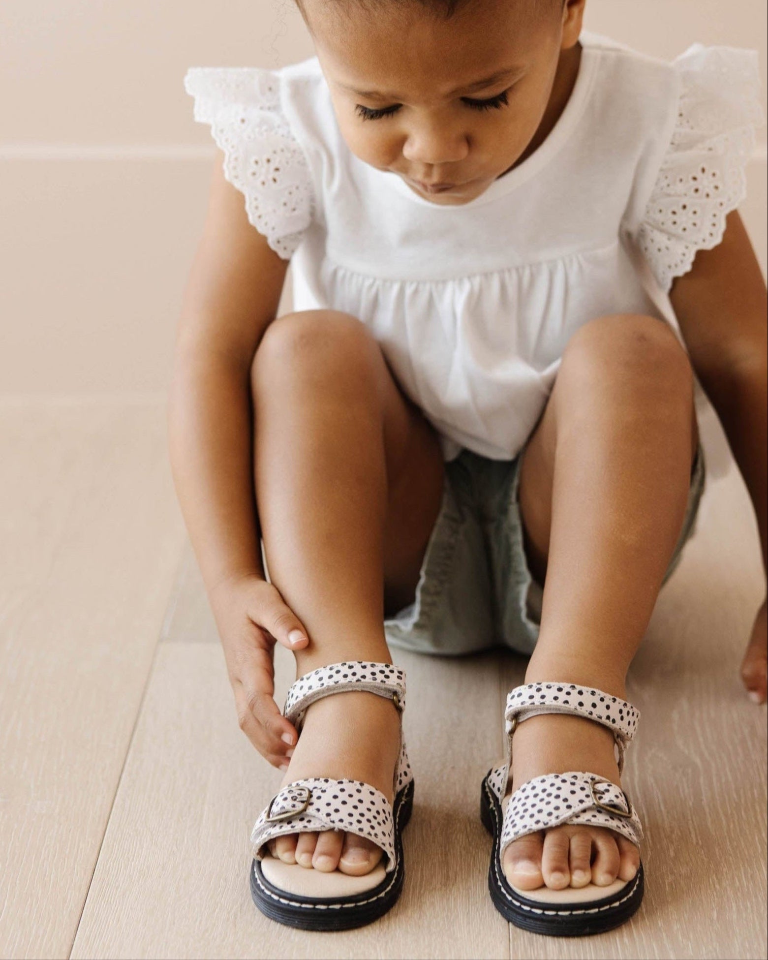 Dottie - Lug Sole Sandal