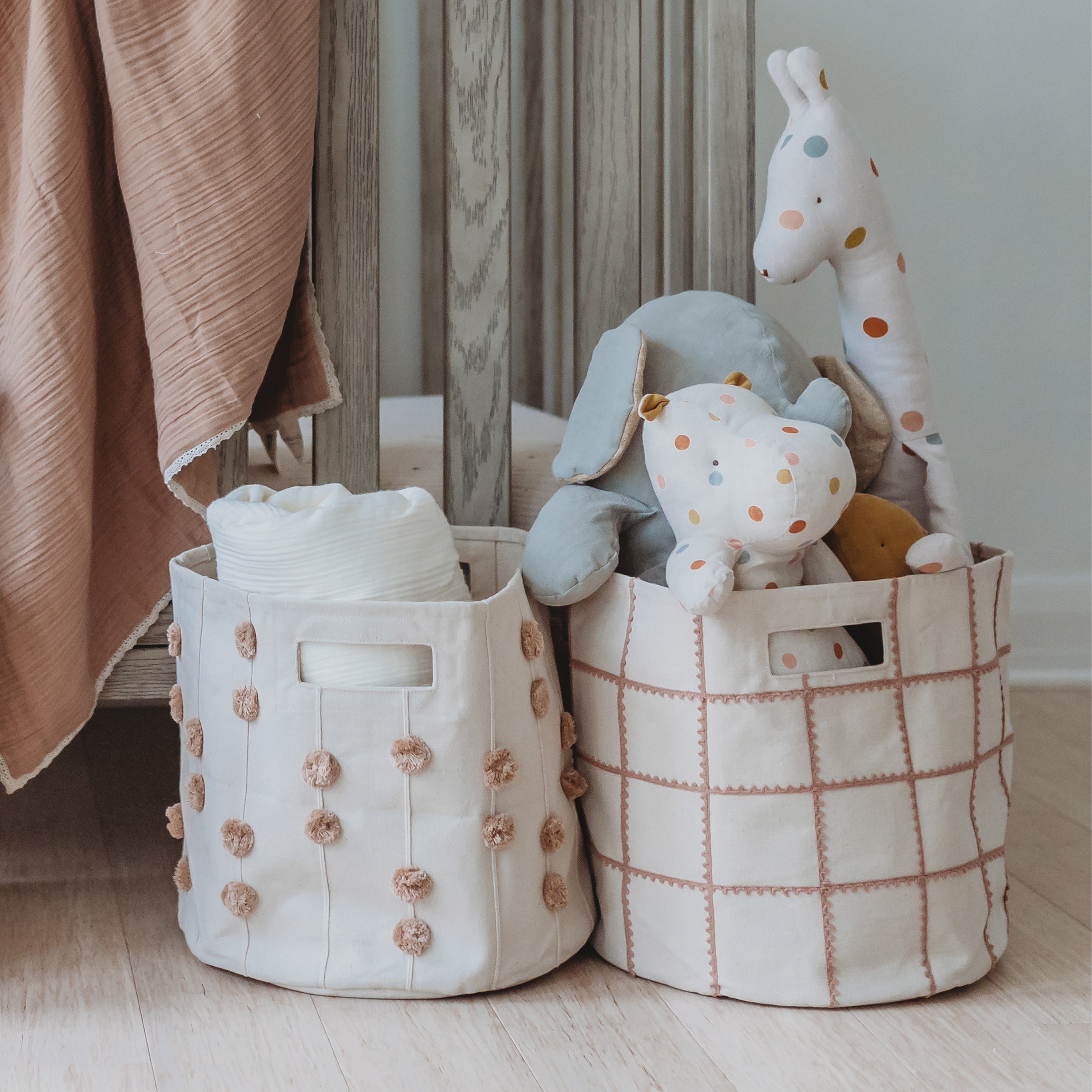 Storage Basket Pompom Taupe