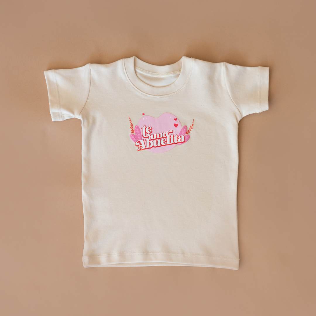 "te Amo Abuelita" Organic Cotton Graphic Tee