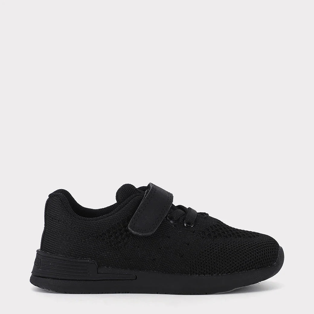 Wynn Girls Hook & Loop Sneaker
