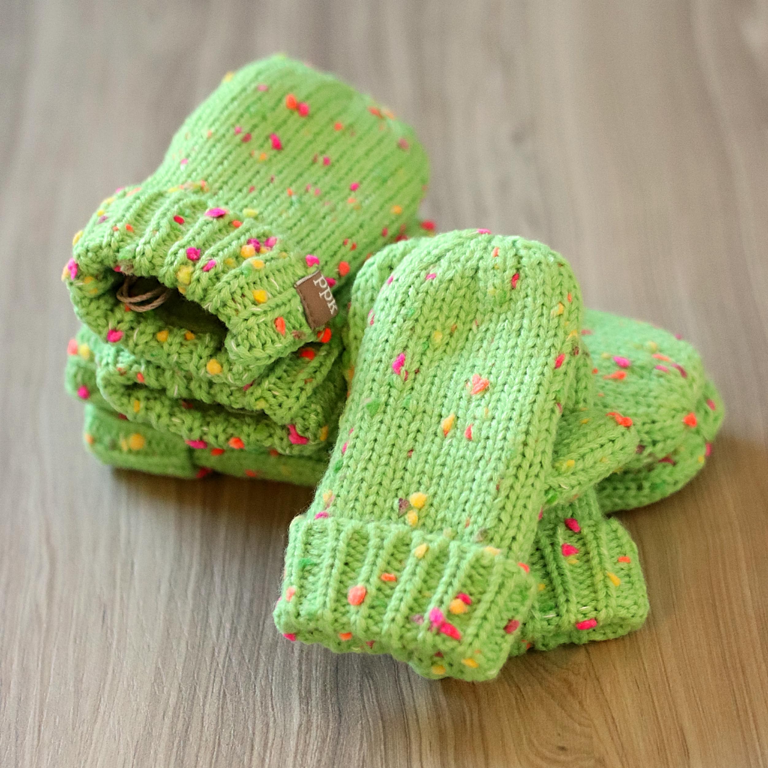 Girls Fun Speckled Knit Mittens For Kids All Ages 1-12 Years, Premium Quality, Fleece-lined Cold Weather Essential