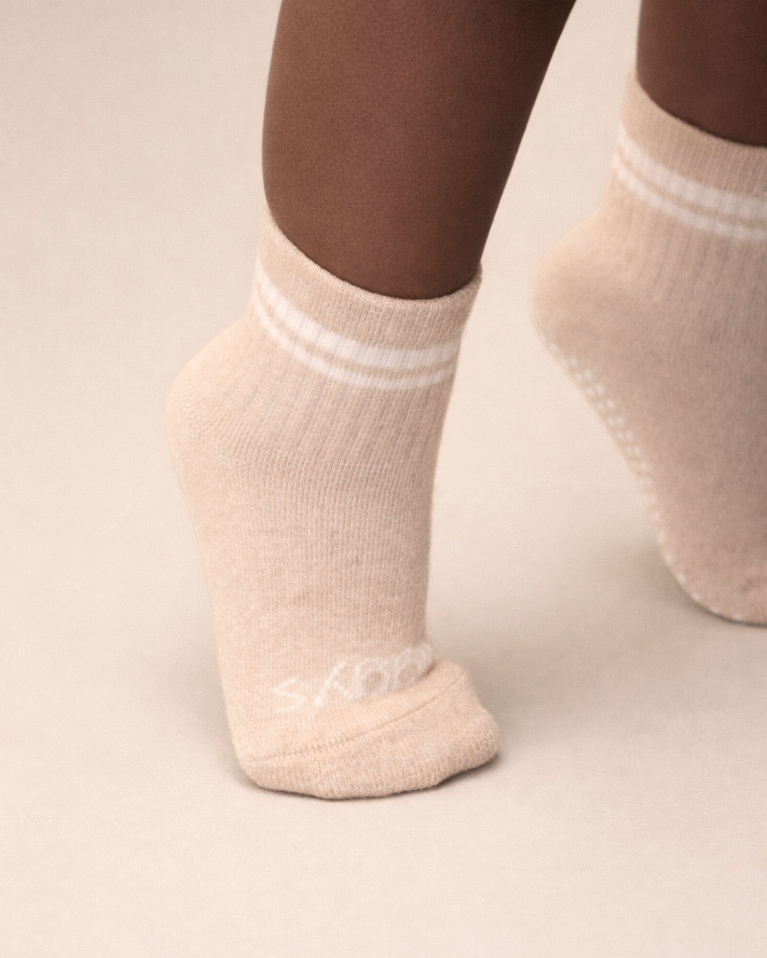 Toddler Gripper Crew Socks 4-pack (2-3t) - Oat