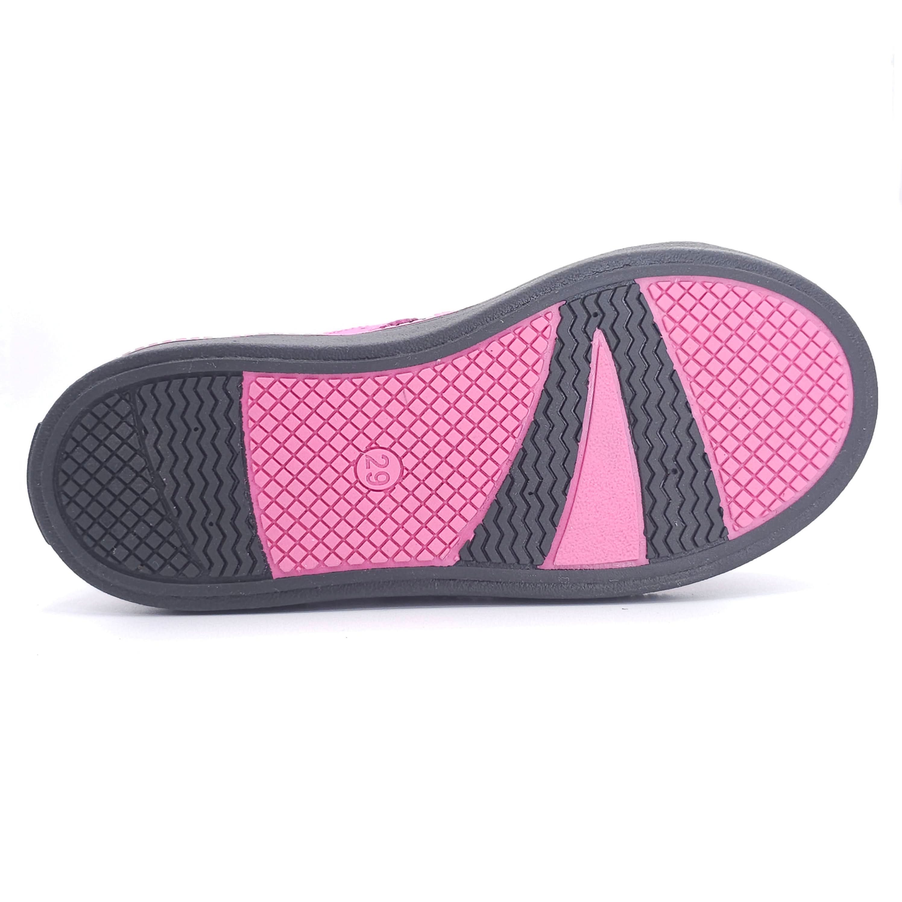 Girls Led Shoe In Black And Pink