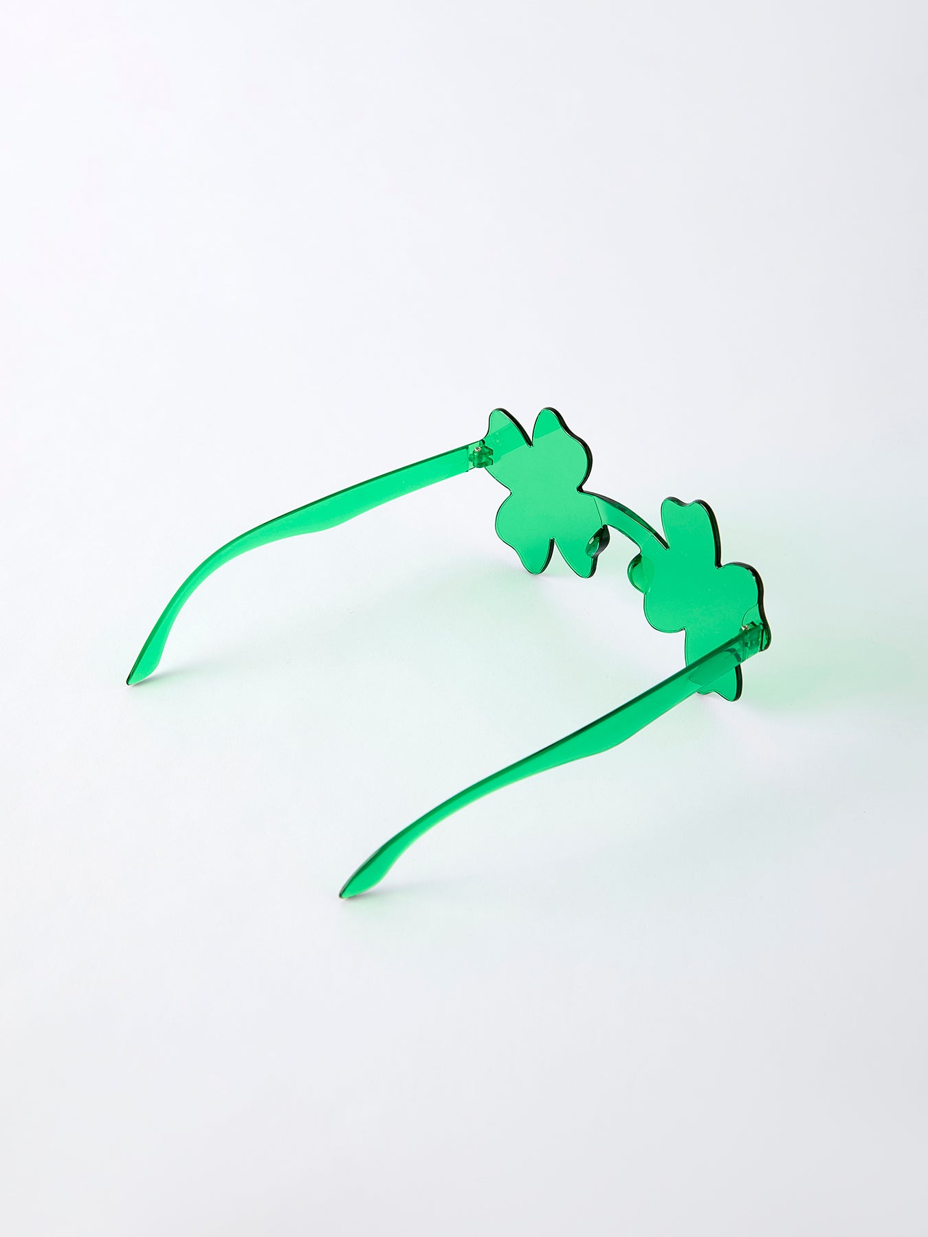 Green Shamrock Shaped Sunglasses For St. Patrick’s Day