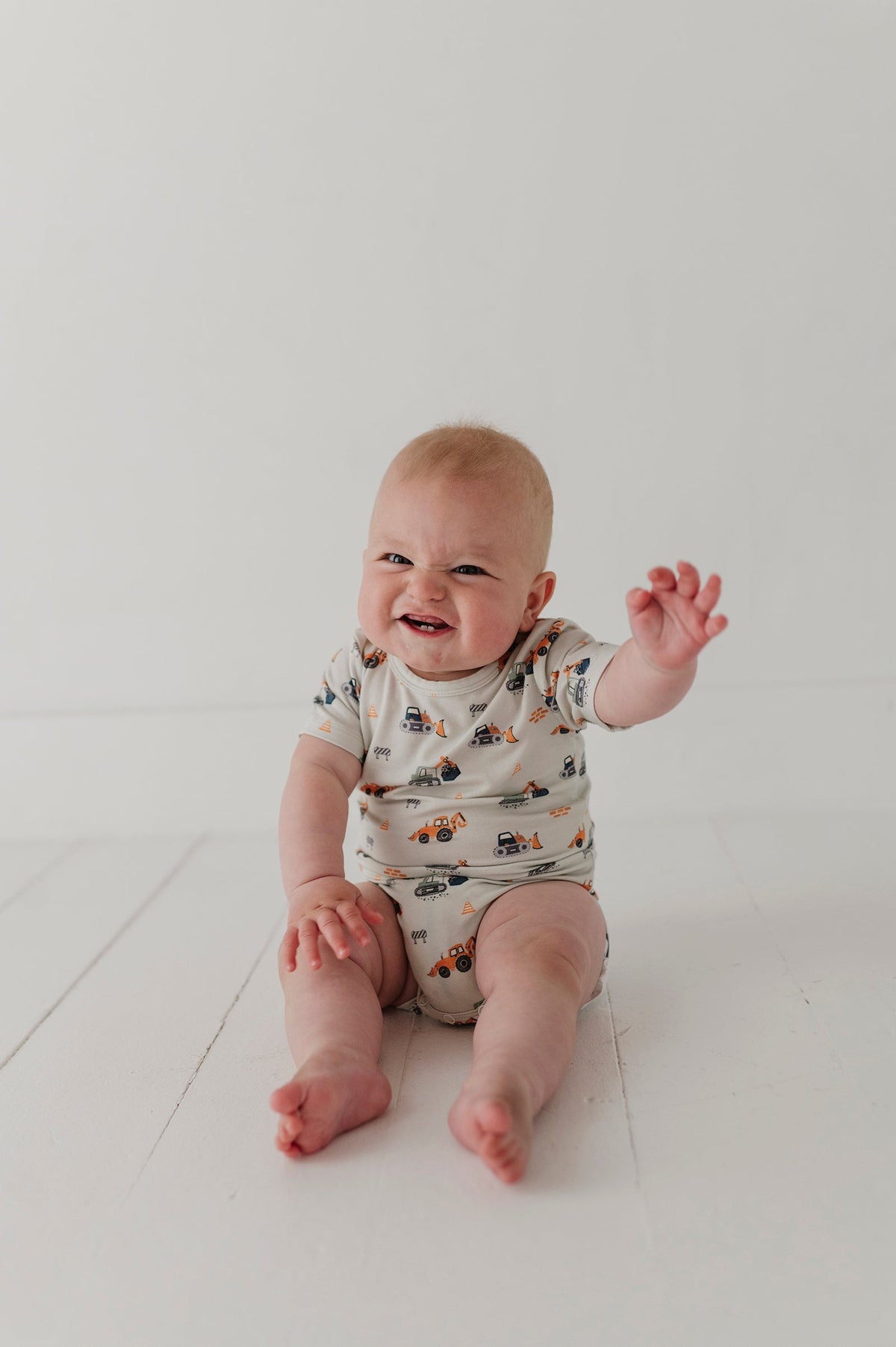 Baby Boy Short Sleeve Bodysuit In Construction
