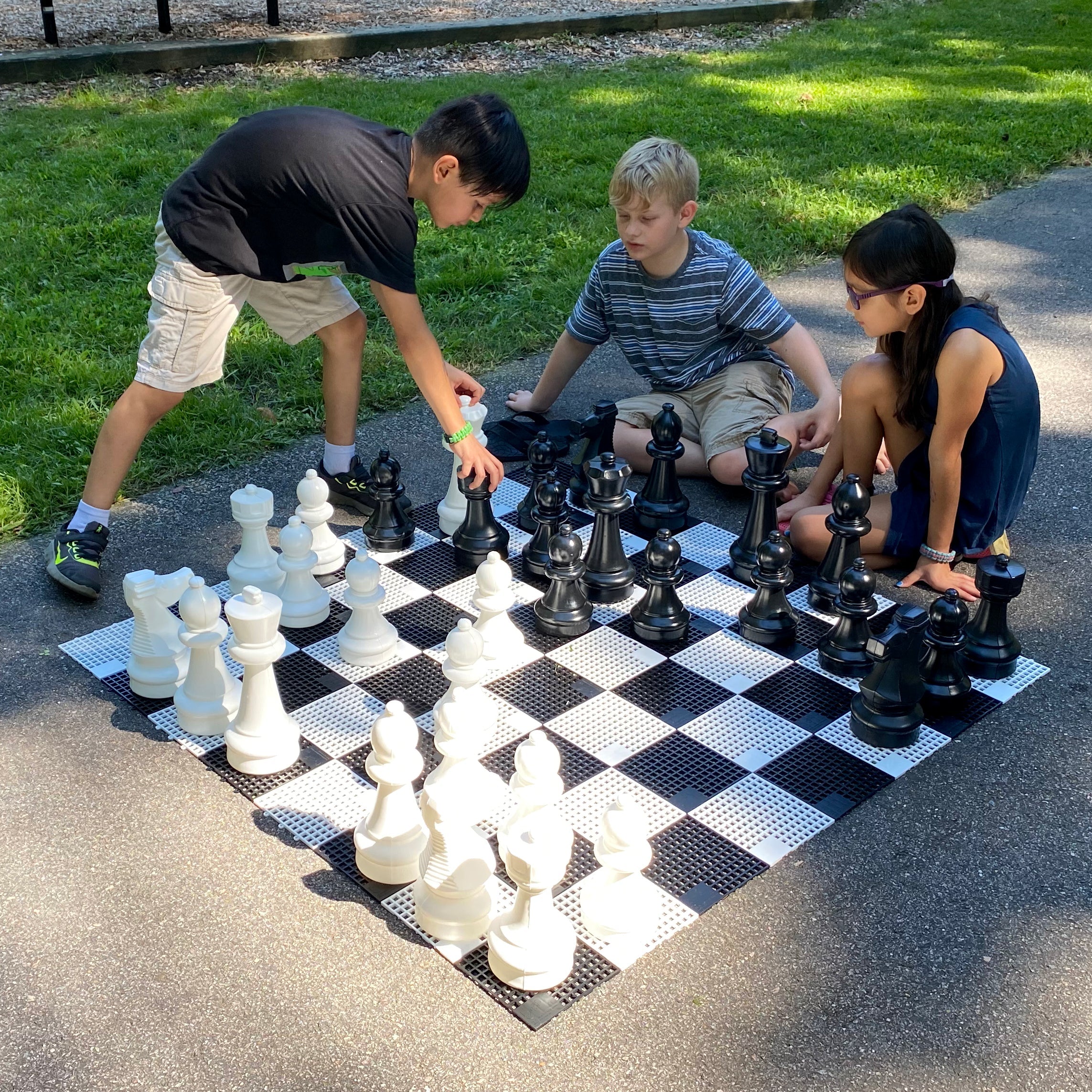 Mini-Giant Chess Pieces