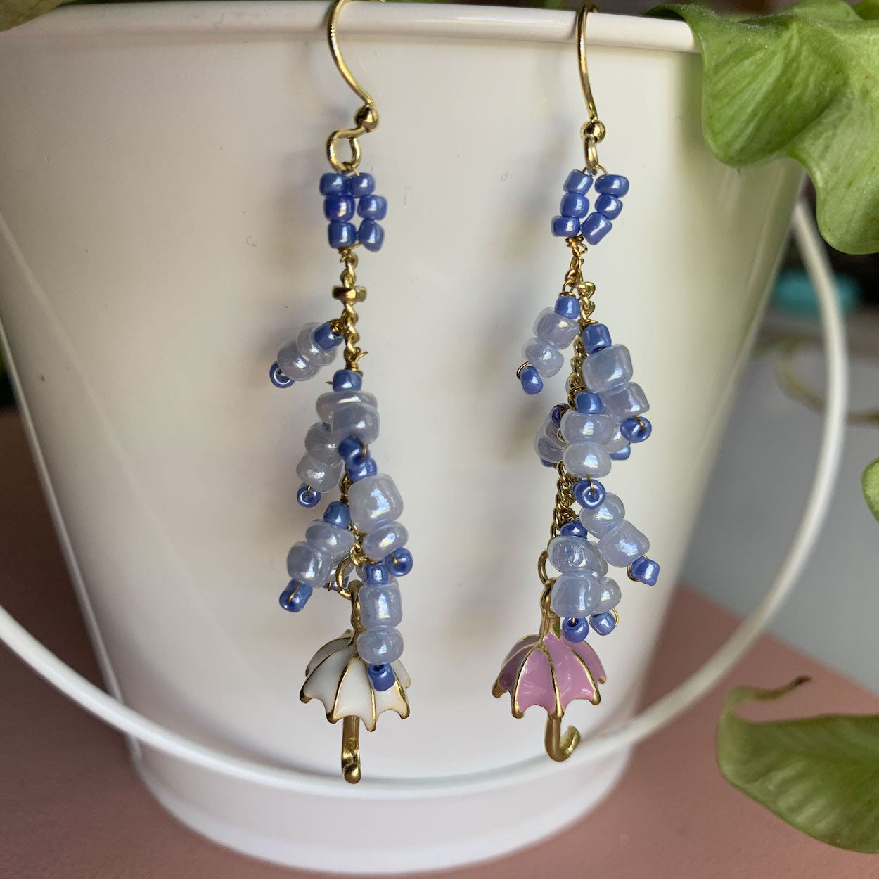 Whimsical Umbrella Charms In Gold 3pc