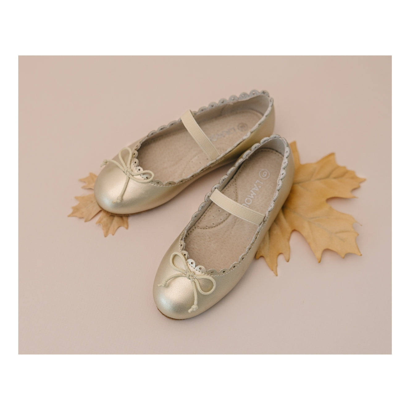 Eliza Scalloped Flat