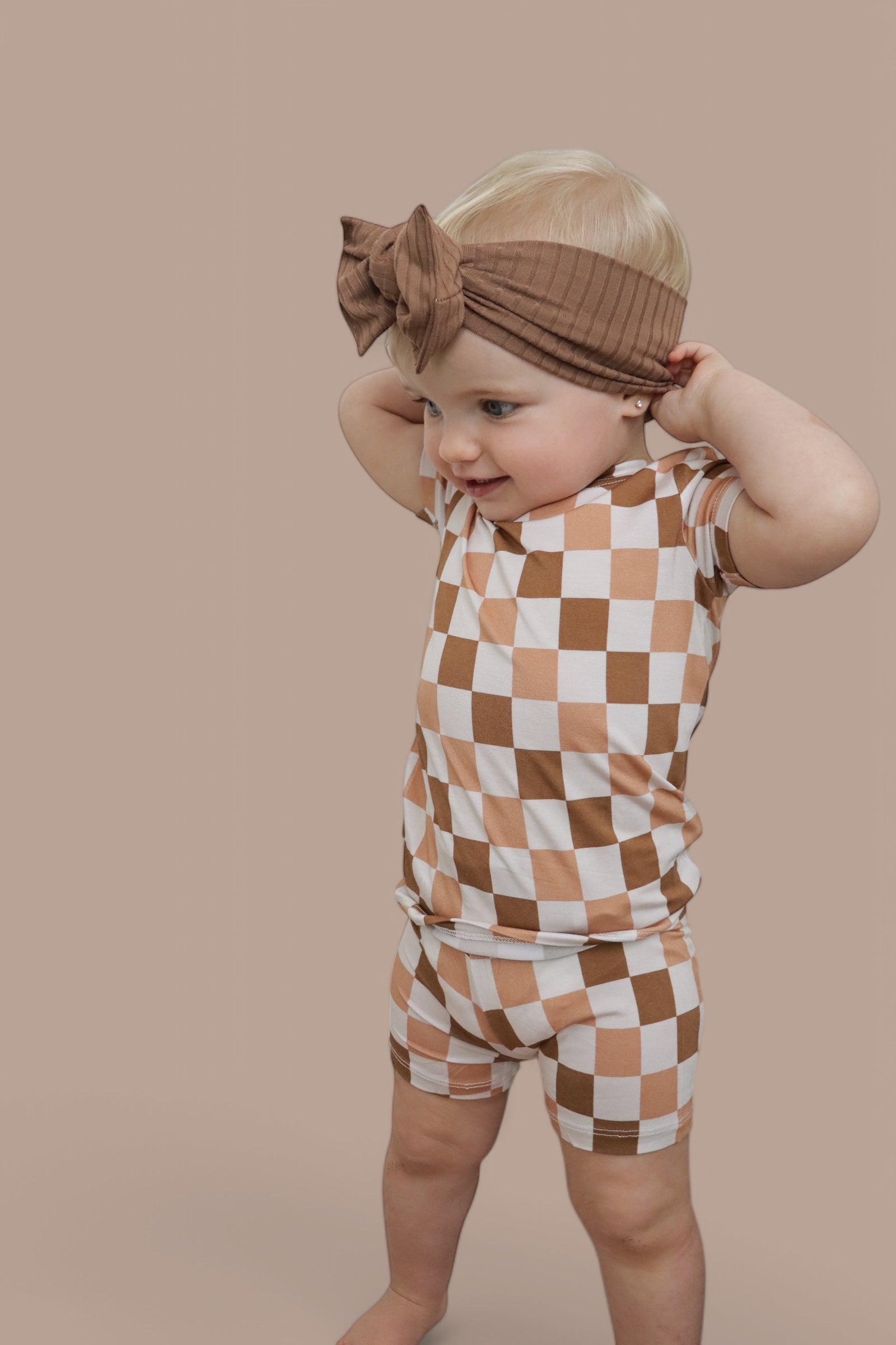 Chestnut Checkers Dream Short Set