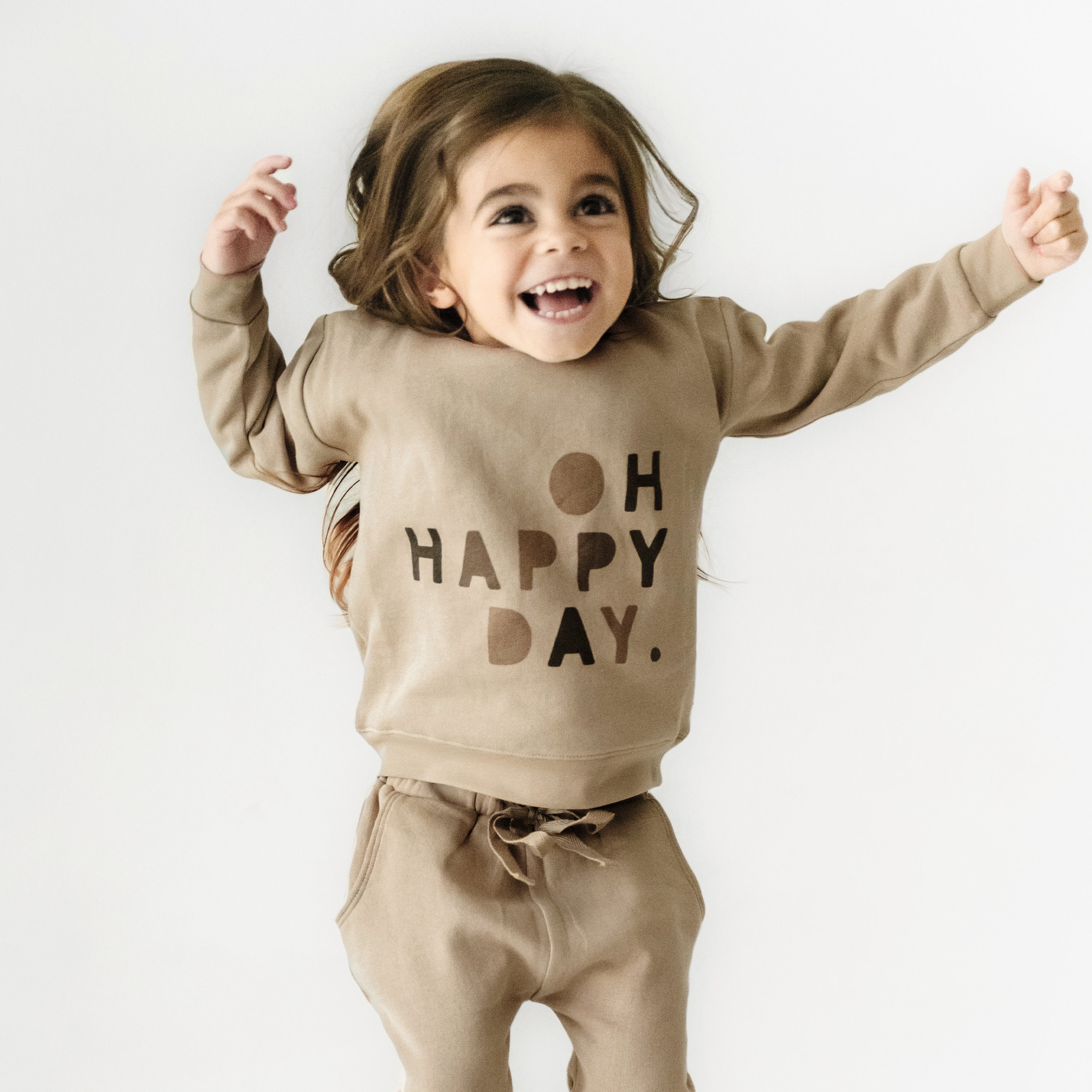 Organic Graphic Sweatshirt - Happy Day