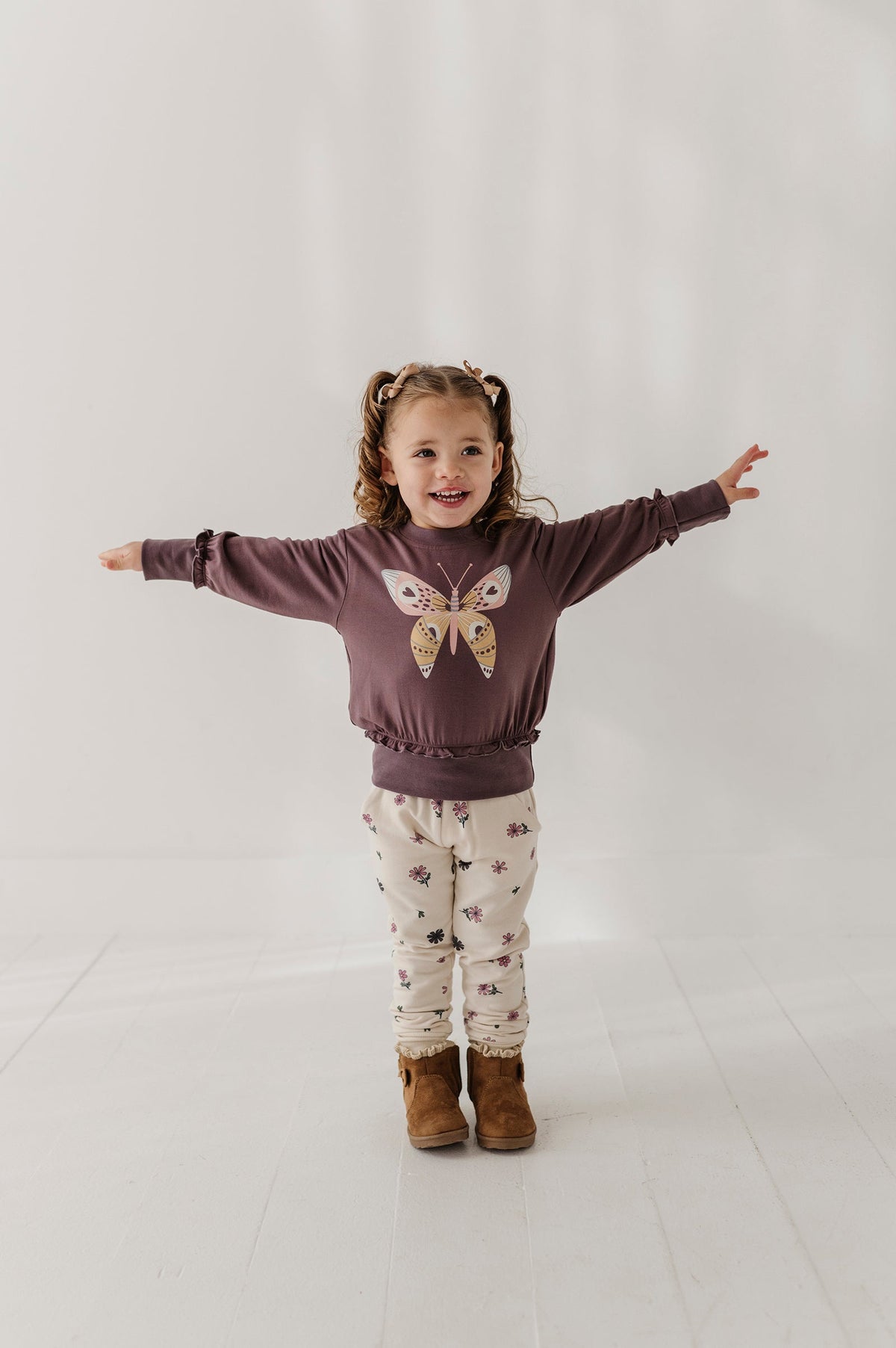 Girls Fleece Sweatpants In Wild Stem
