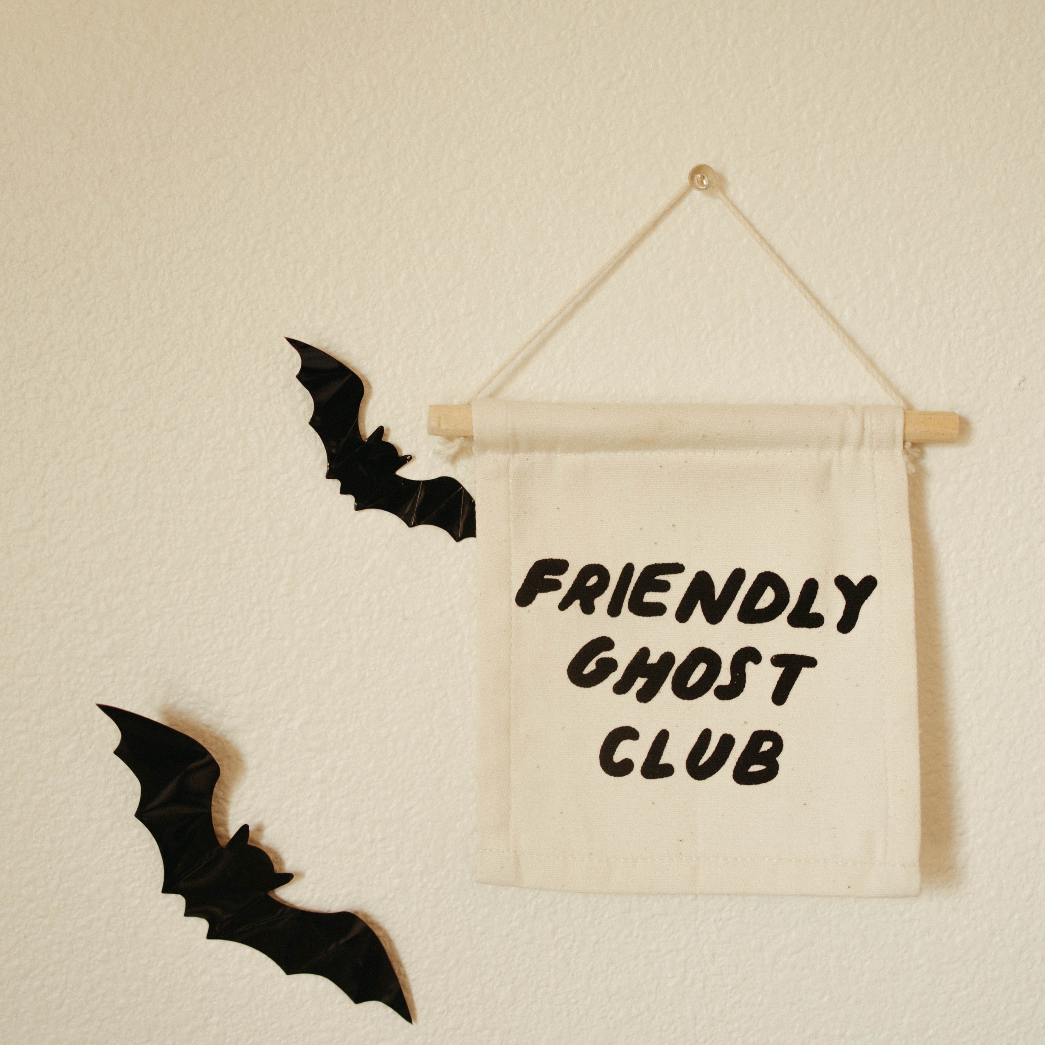 Friendly Ghost Club Hang Sign