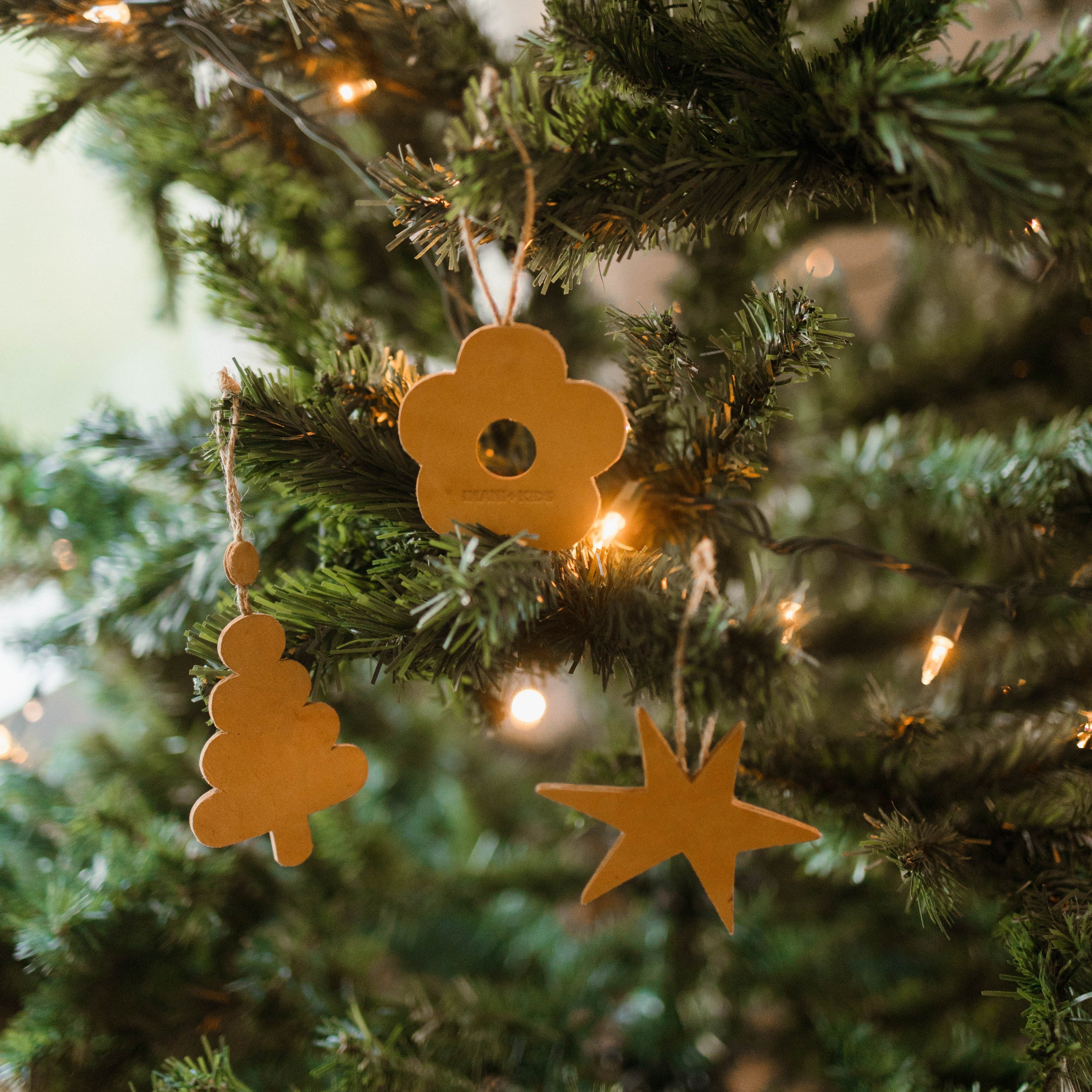 Daisy Leather Ornament | Handmade Christmas Decoration