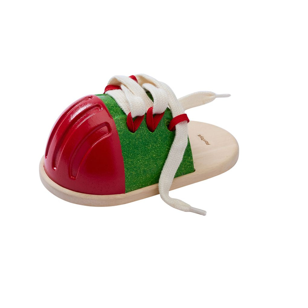 Life-size Tie-up Shoe