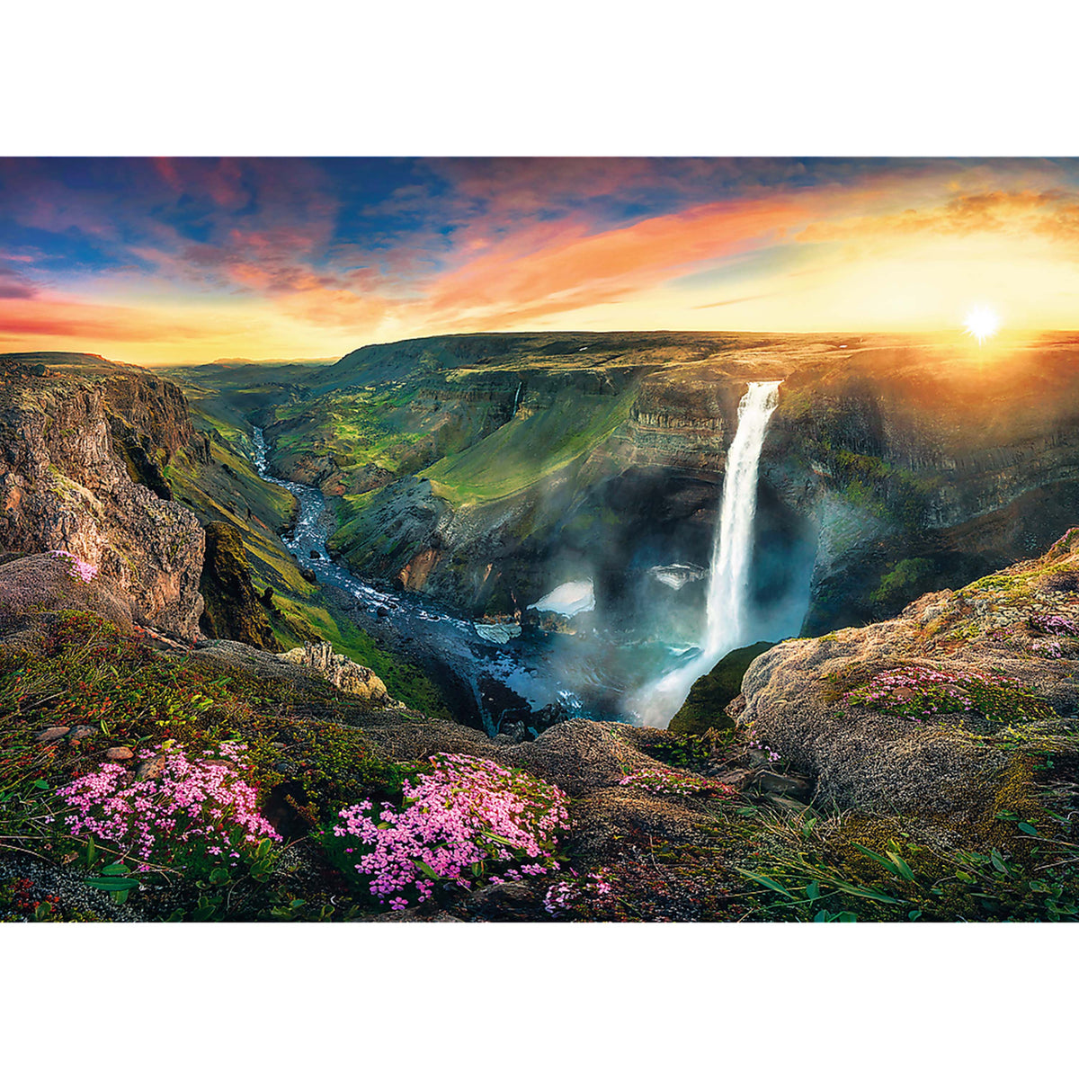 Red Háifoss Waterfall, Iceland 2000 Piece Puzzle