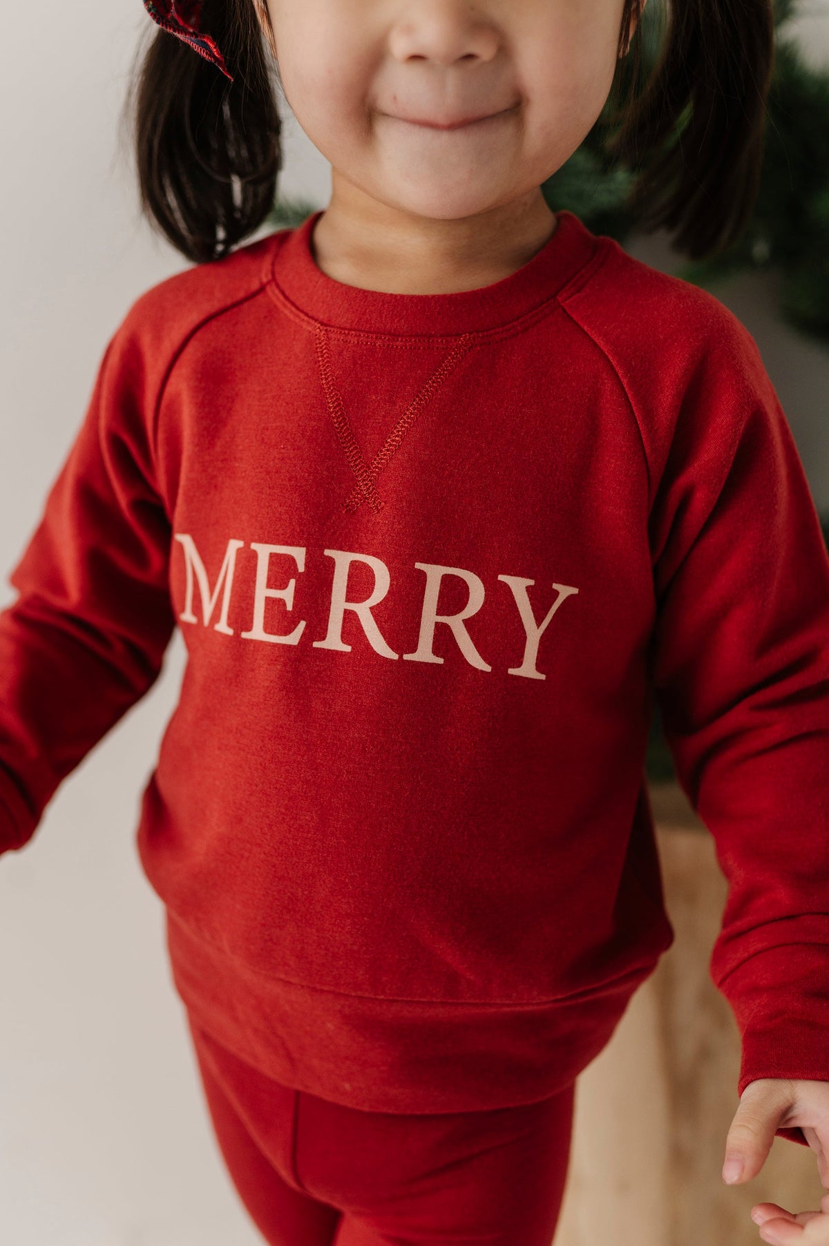 Girls Raglan Sweatshirt In Merry In Berry Red
