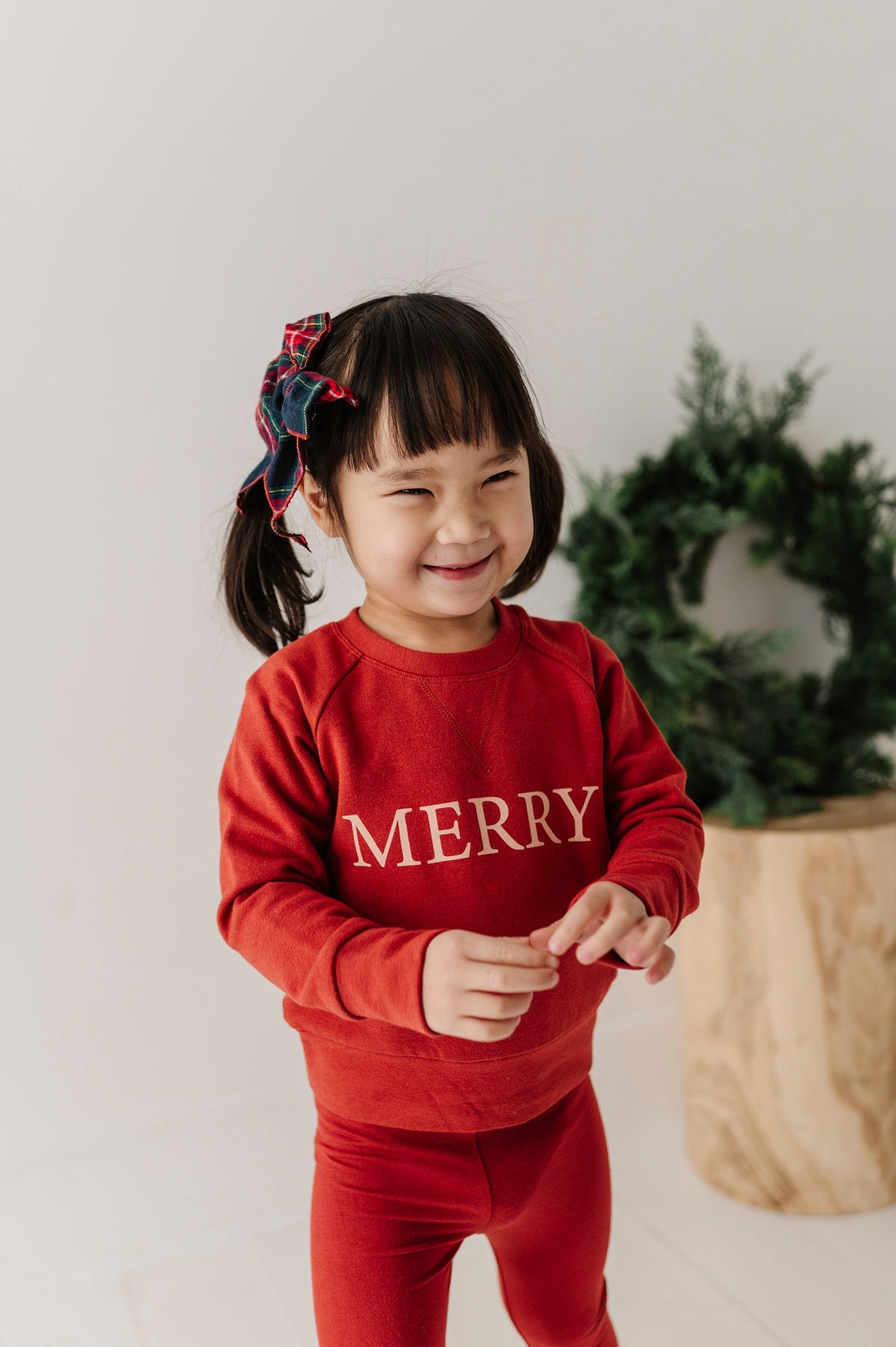 Girls Raglan Sweatshirt In Merry In Berry Red