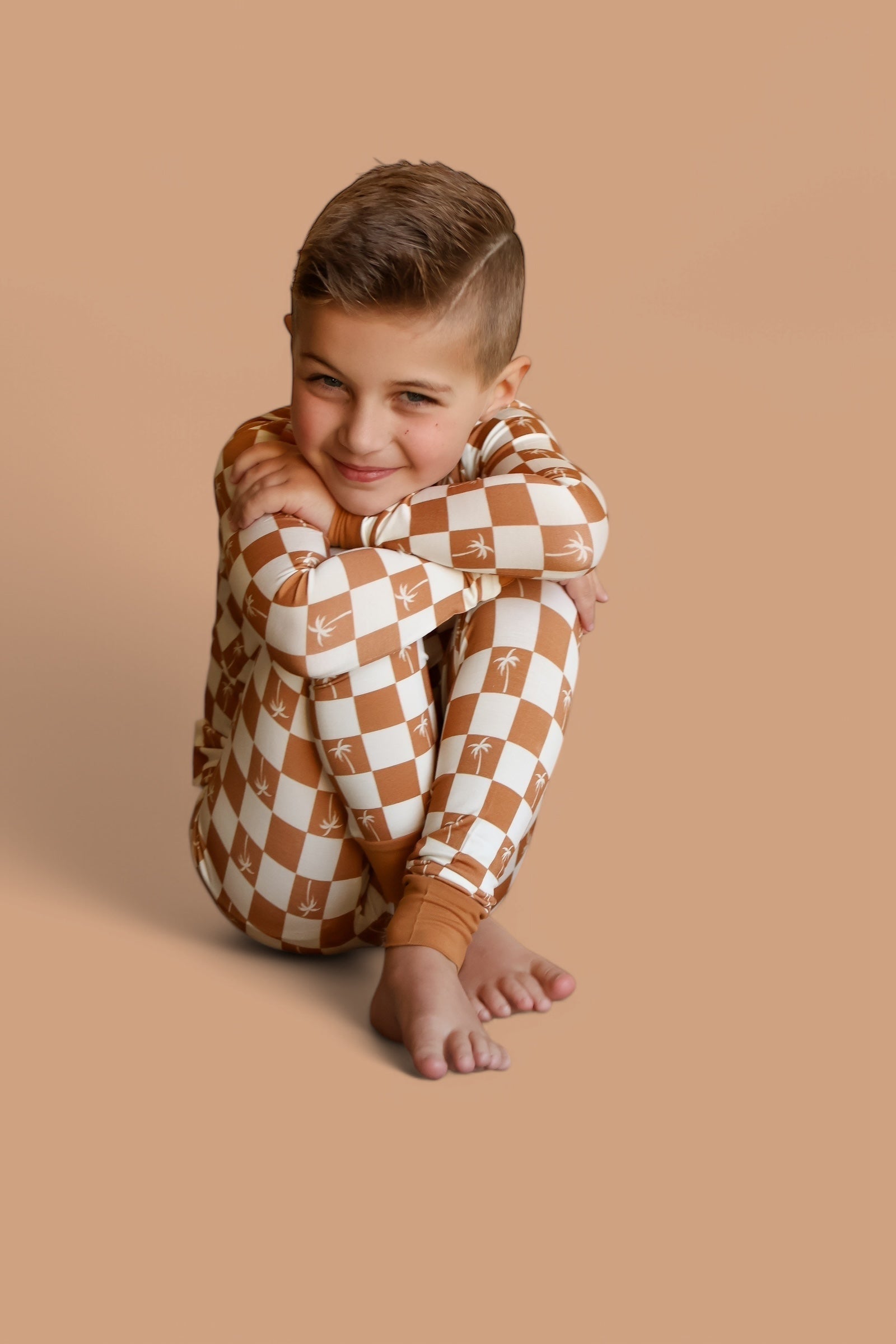 Exclusive Sandy Beach Checkers Dream Set