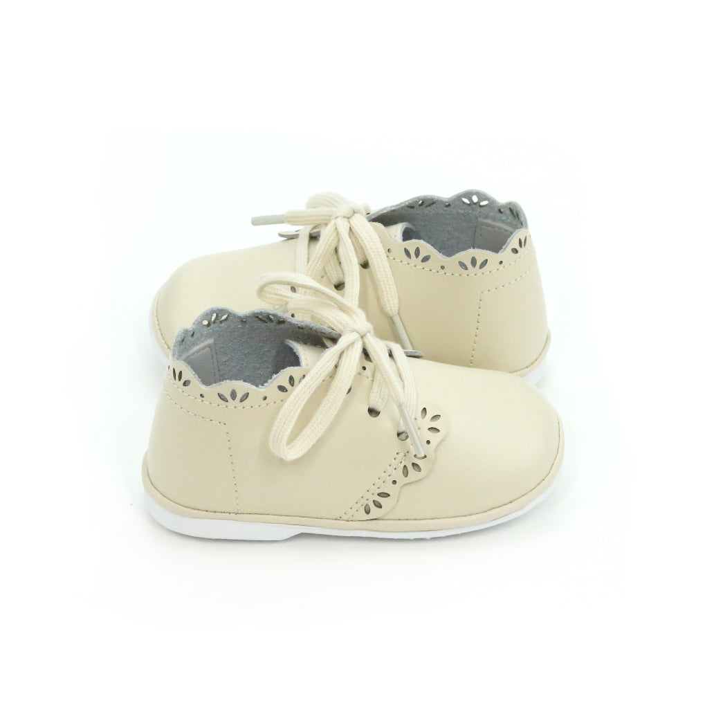 Bella Scalloped Bootie (Baby)