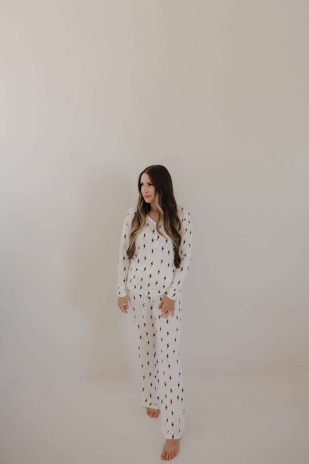 Women's Bamboo Pajama | White & Black Lightning Bolt