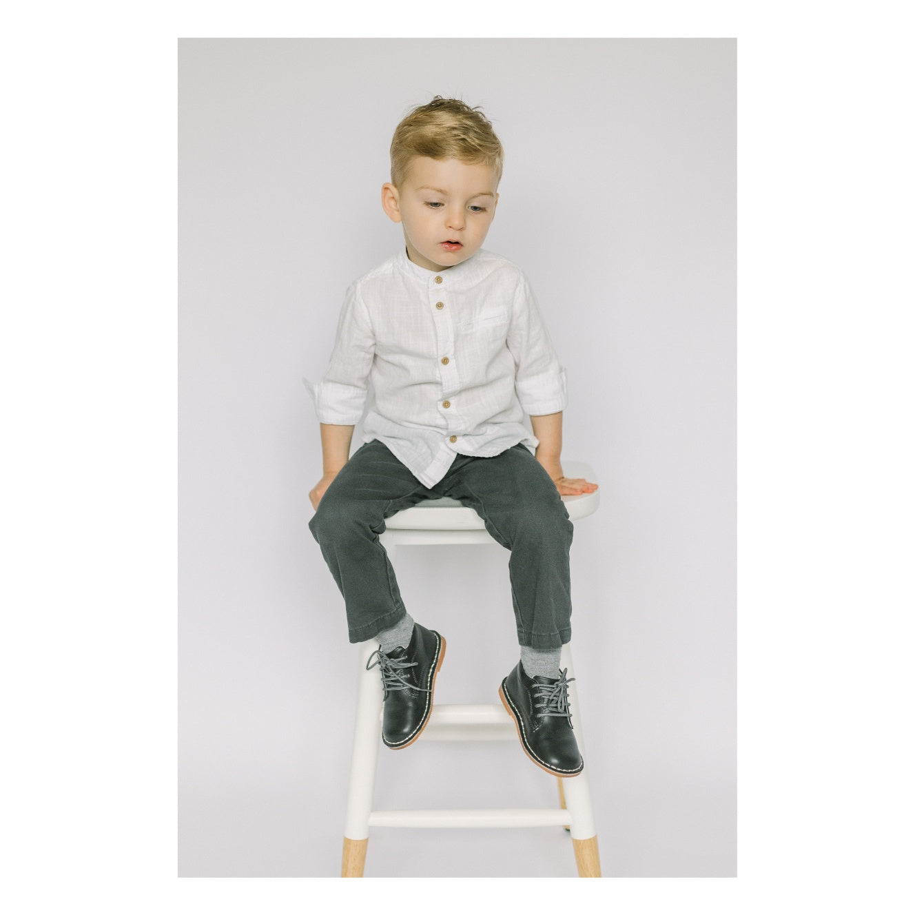 Tuck Mid-top Lace Up Shoe