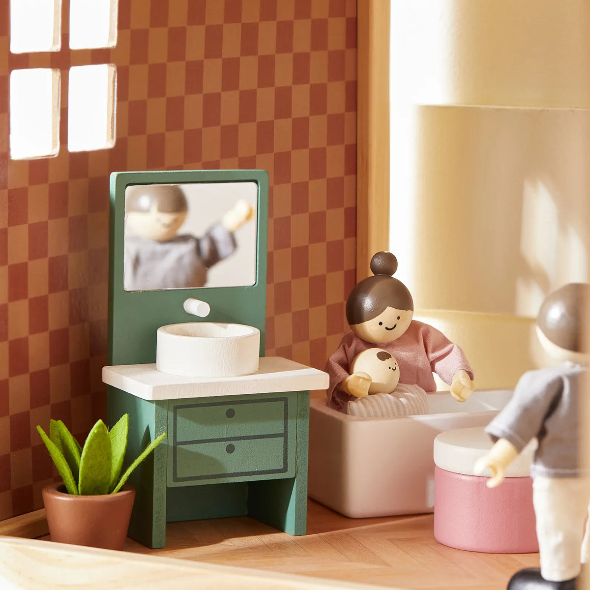 ® Sweetwood Pegasus Dollhouse & Wooden Dollhouse Dolls