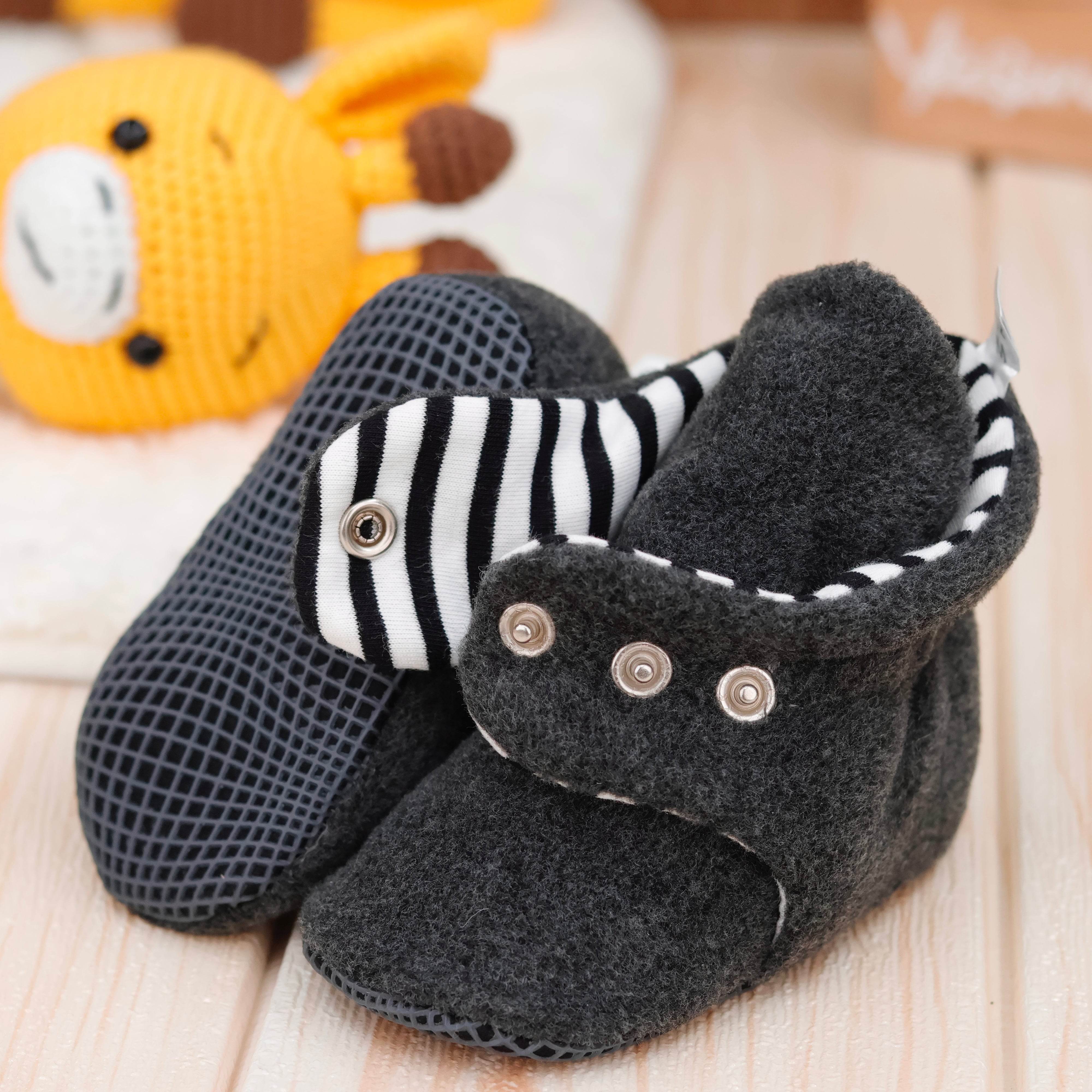 Anti-slip Sole, Fleece Baby Booties, Newborn Home Booties, Sweat Proof Organic Cotton Lining, Anthracite