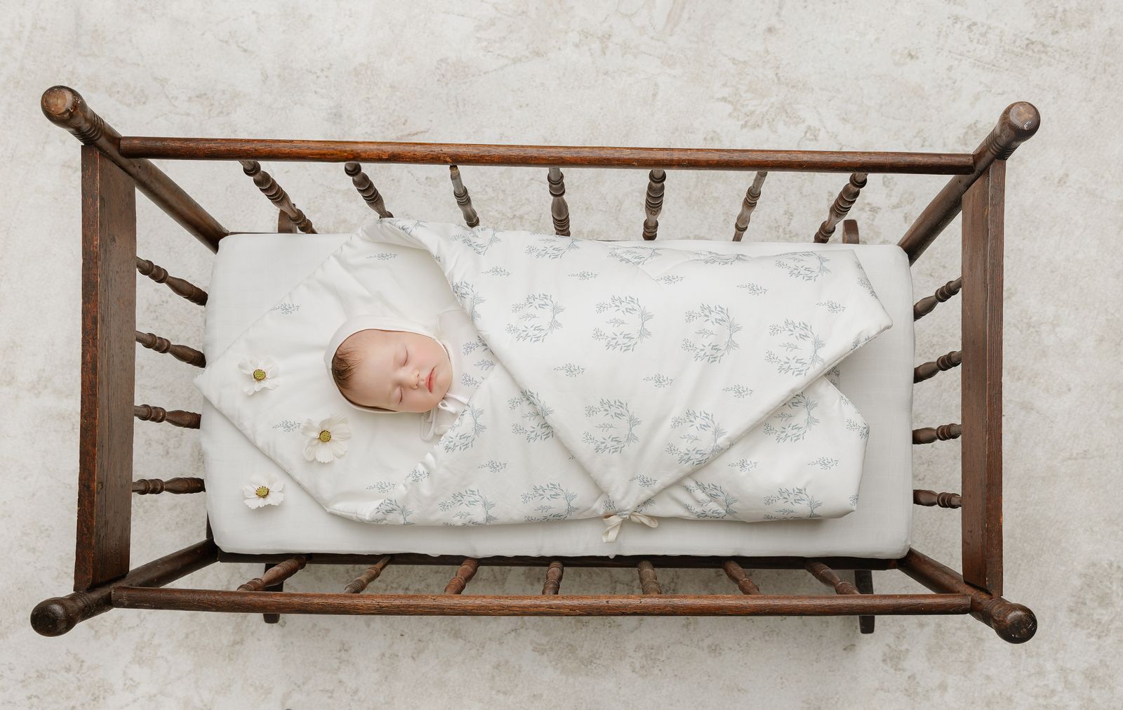 Peluche Blue Botanical Baby Wrap Playmat