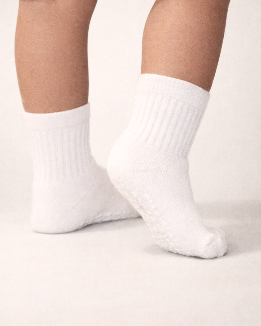 Baby Gripper Crew Socks 4-pack (3-6 Months) - Bone