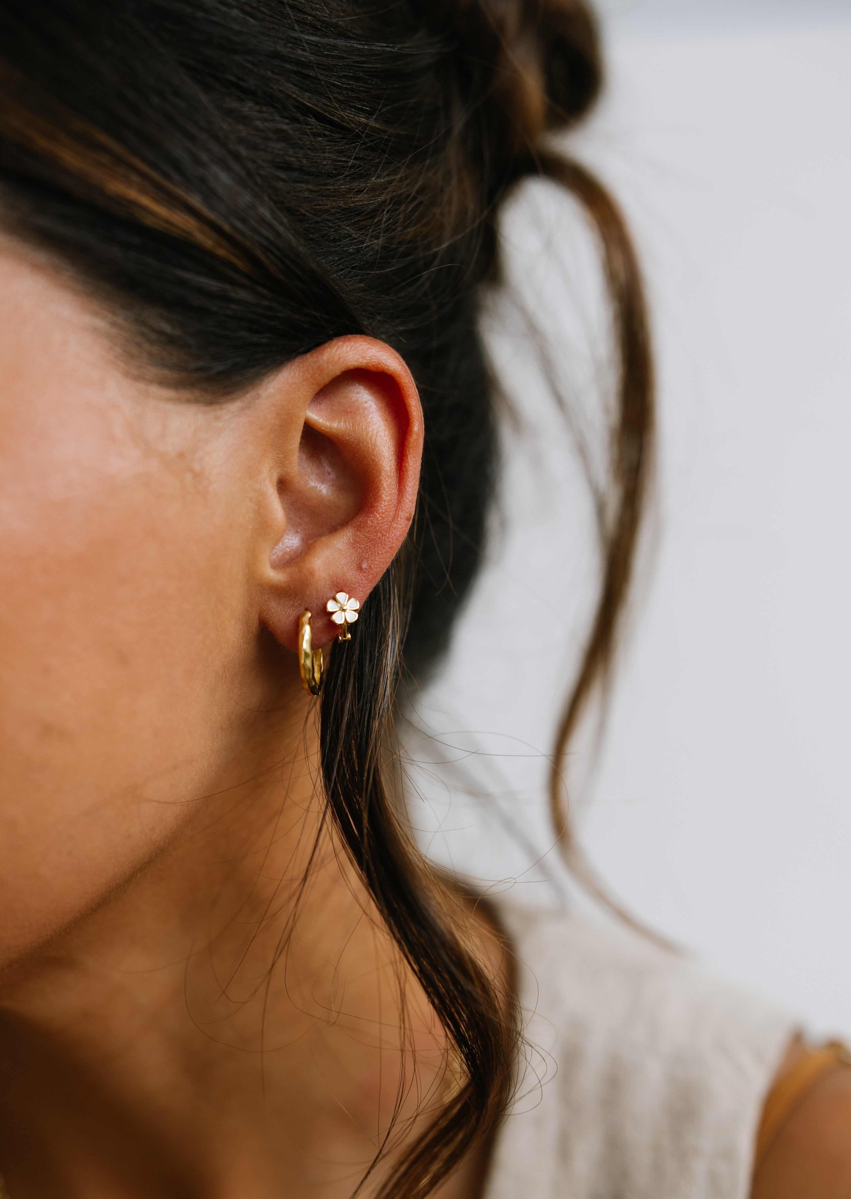 Daisy Buckle Hoops