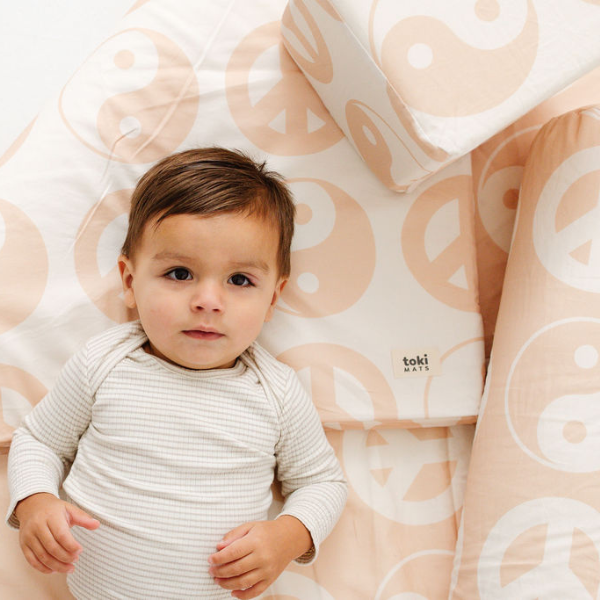 White Yin Yang Play Cube