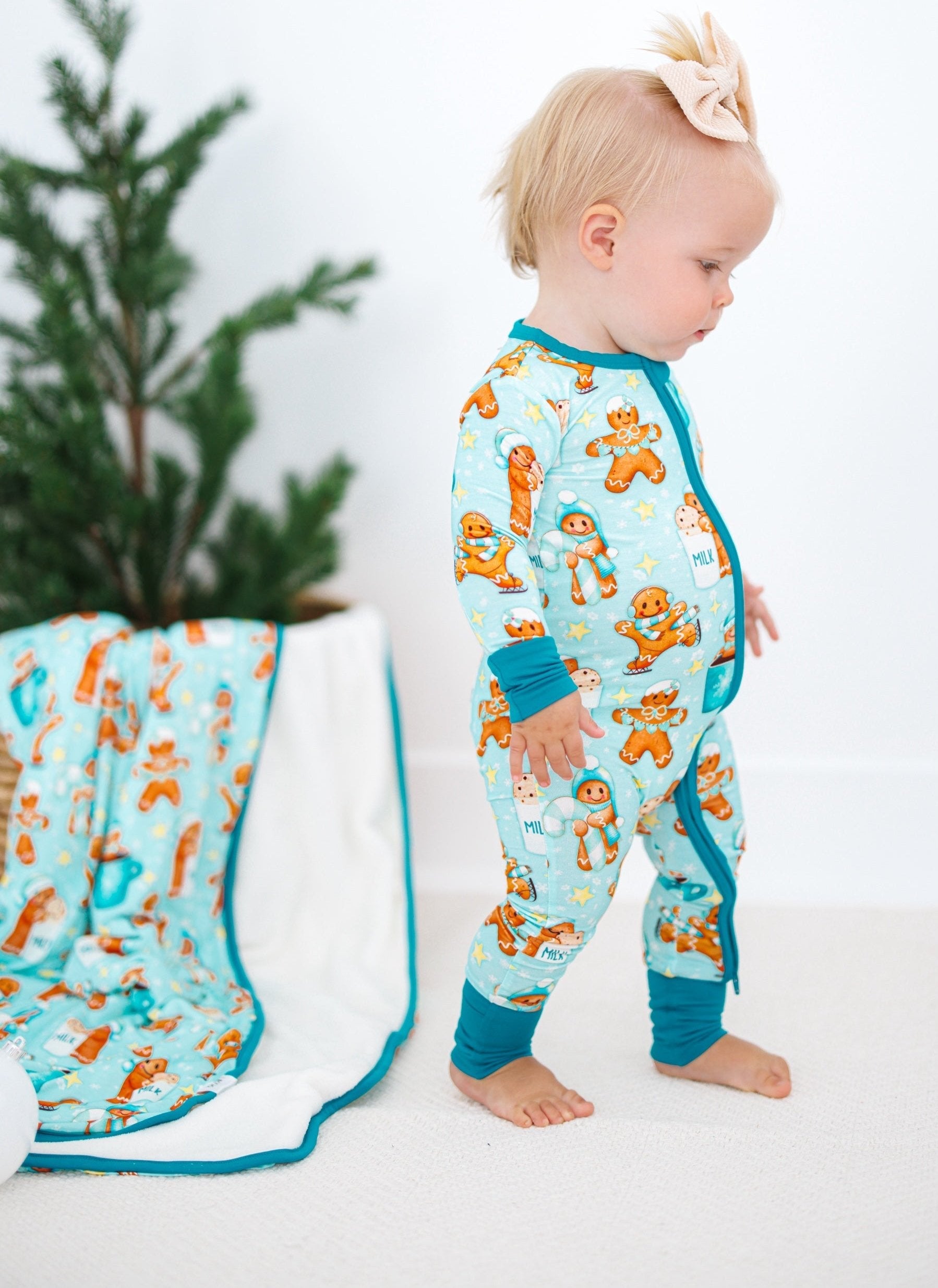 Hollis Plush Birdie Blanket: Toddler