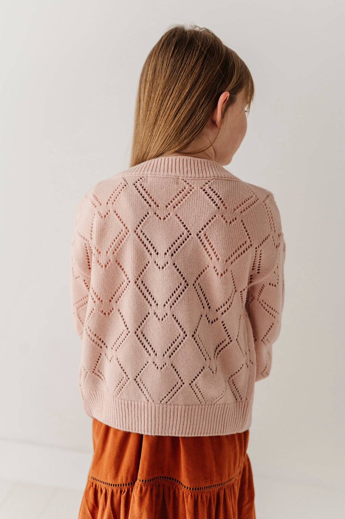 Girls Textured Sweater Cardigan In Textured Rose Cloud