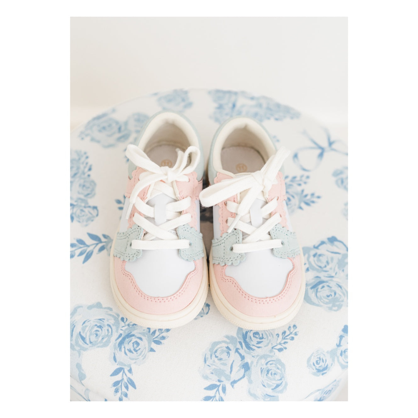 Erica Sweetheart Sneaker