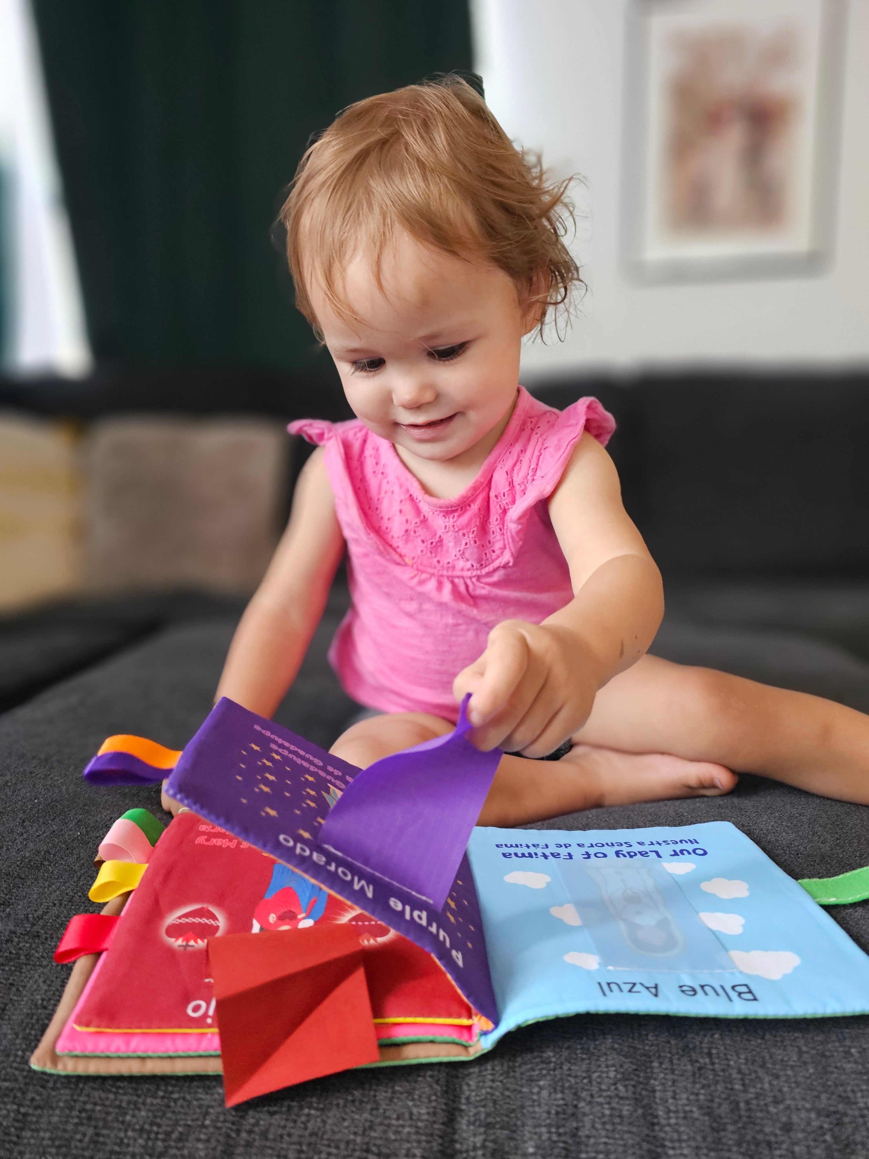 My First Mary Book: Colors / Mi Primer Libro De La Virgen María: Los Colores (an English–spanish Bilingual Cloth Book)