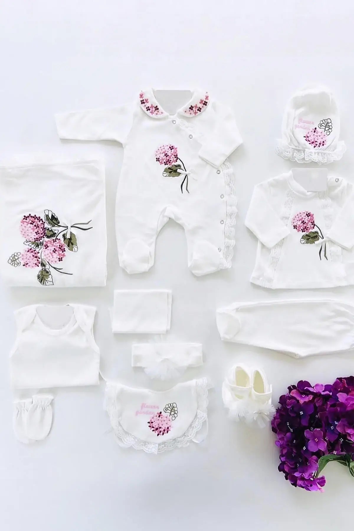 Bloom Floral Newborn Coming Home Set (11 Pcs)