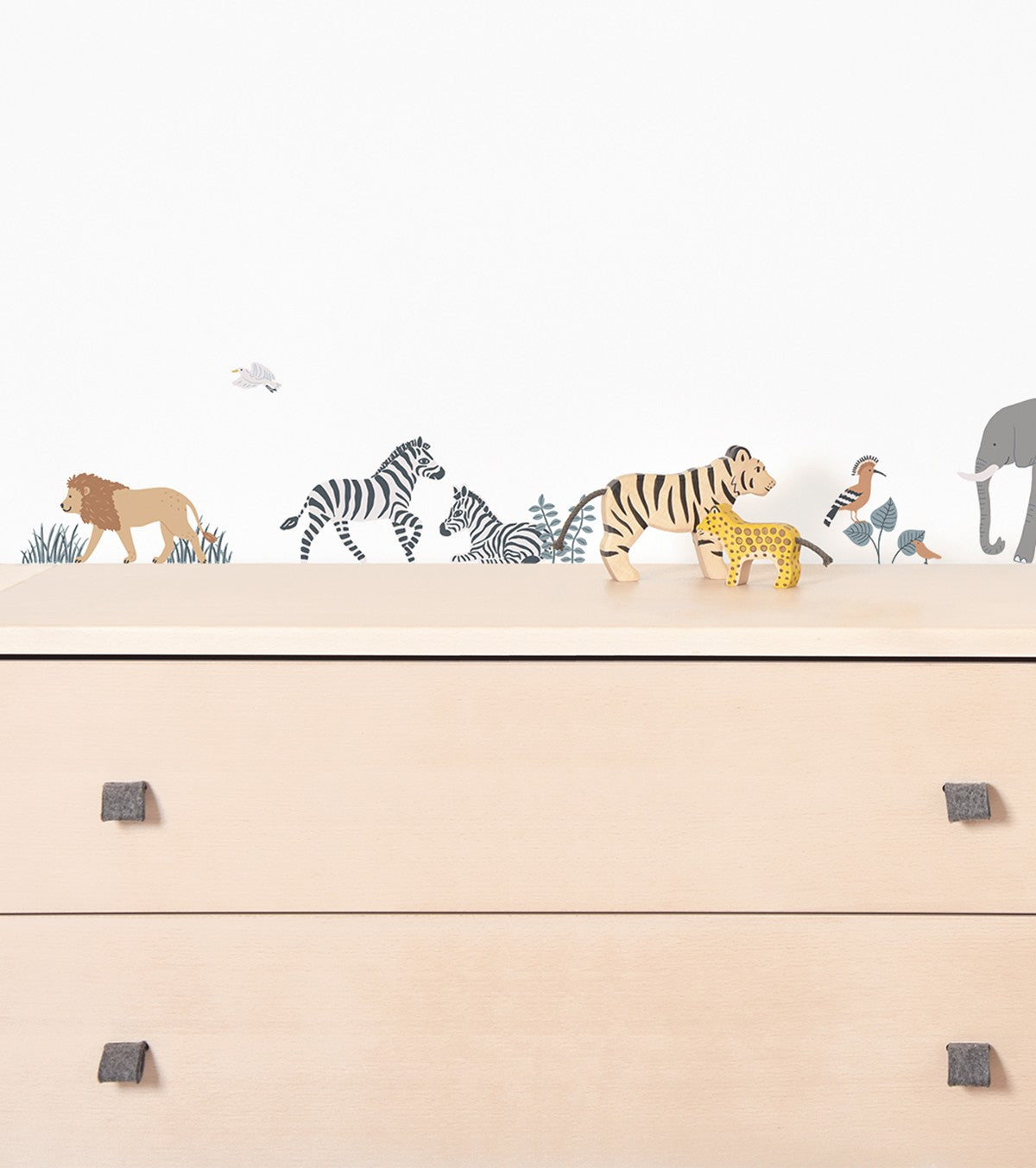 Tanzania - Wall Decals Murals - Savannah: Elephant, Zebra, Lion ...