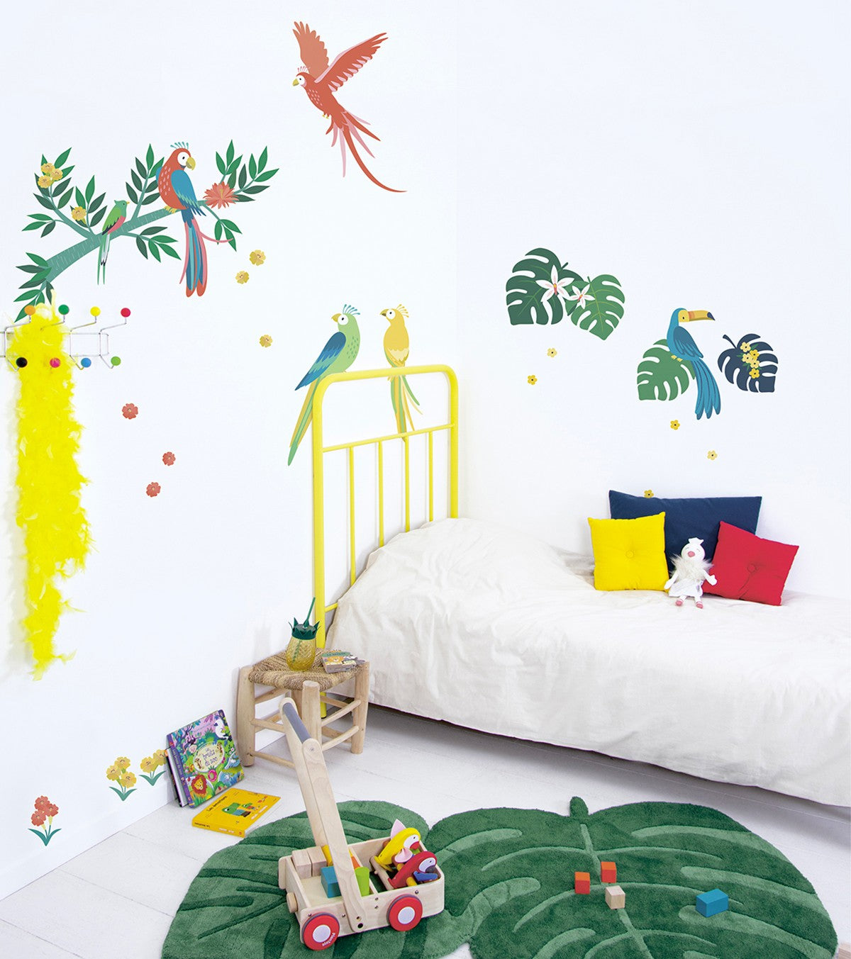 Rio - Wall Decals Murals - Toucan And Leaves