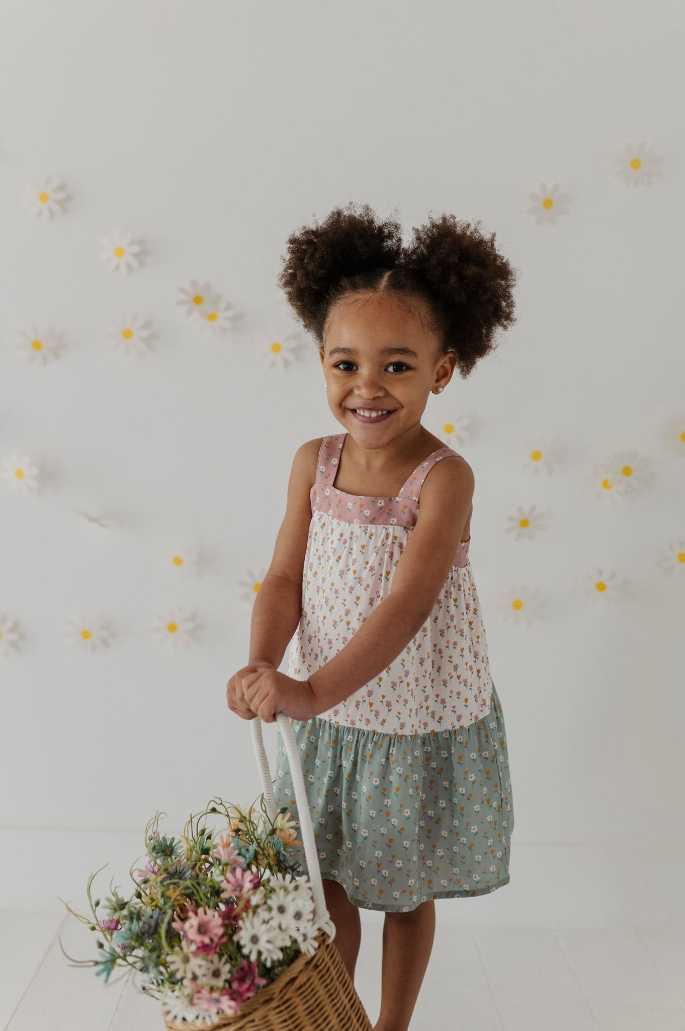 Girls Wide Strap Dress In Multi Daisy