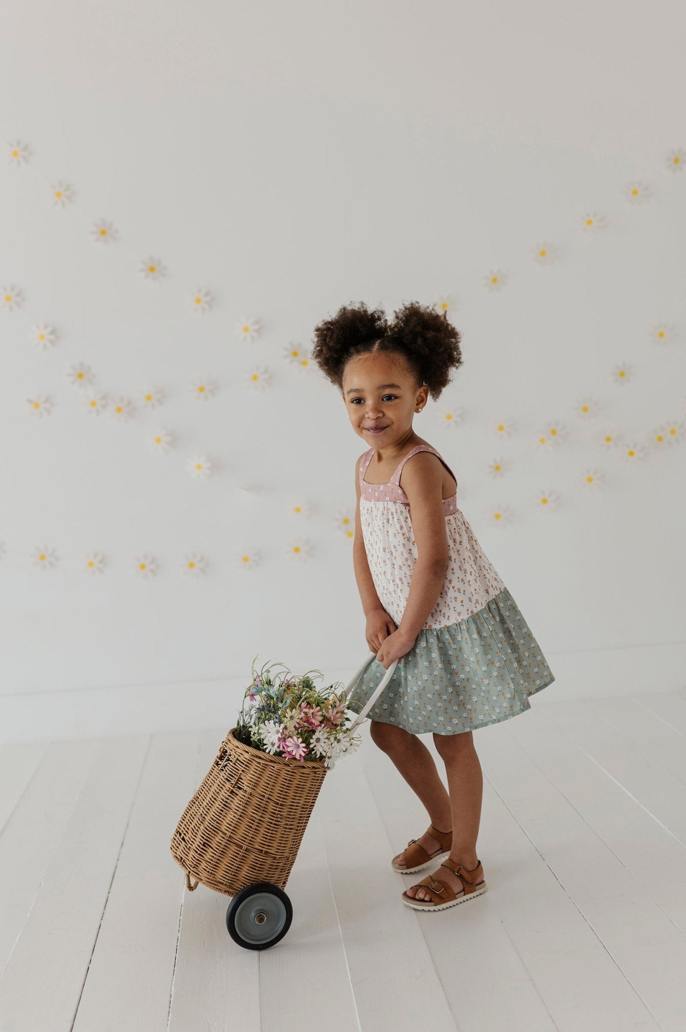 Girls Wide Strap Dress In Multi Daisy
