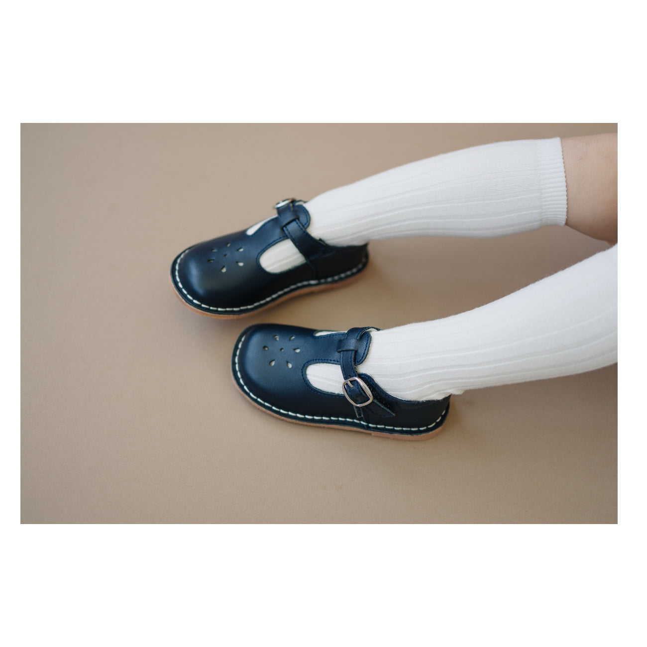 Joy Classic Leather T-strap Mary Jane