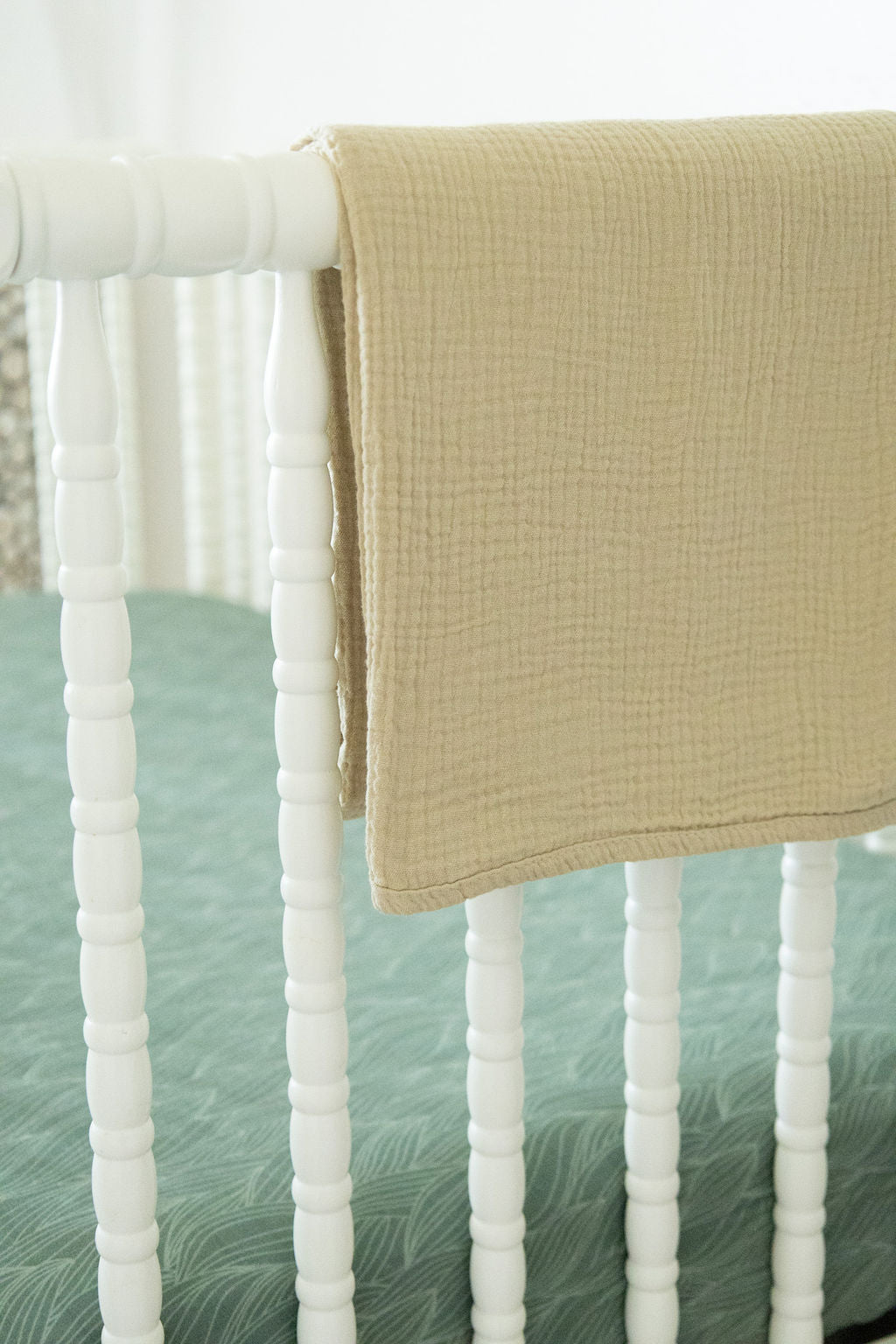 Organic Bamboo Blend Crib Sheet In Beanstalk