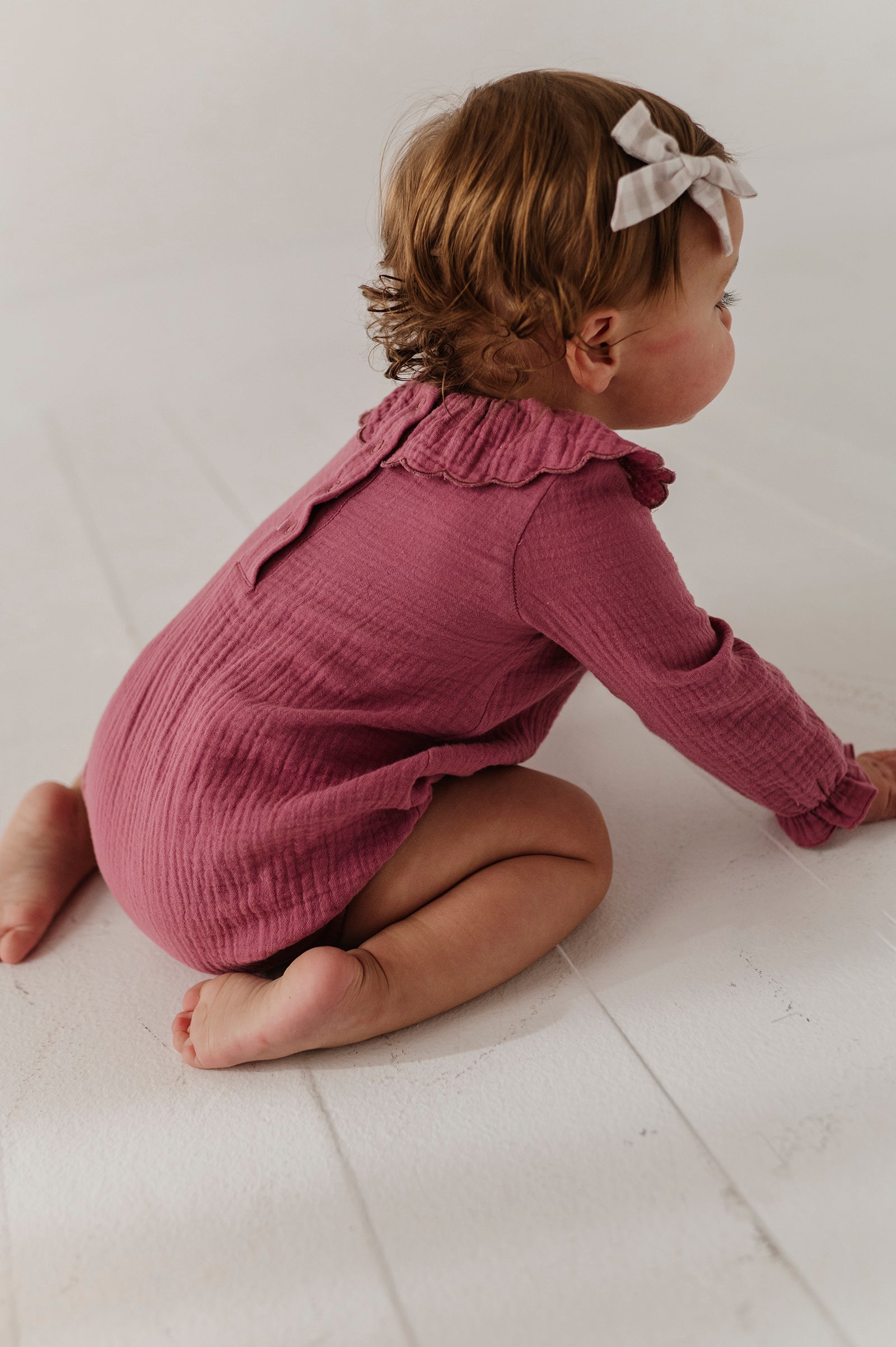 Girls Gauze Frill Neck Bodysuit In Mes Rose