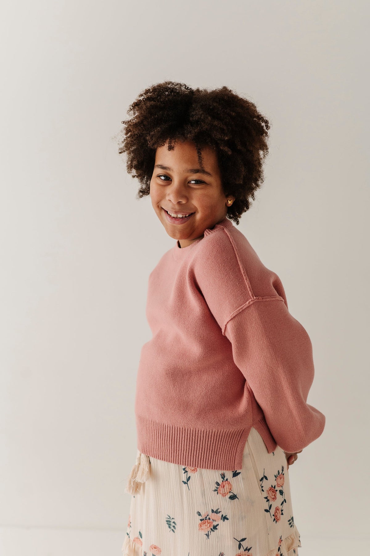 Girls Soft Fit Sweater In Terra Rose