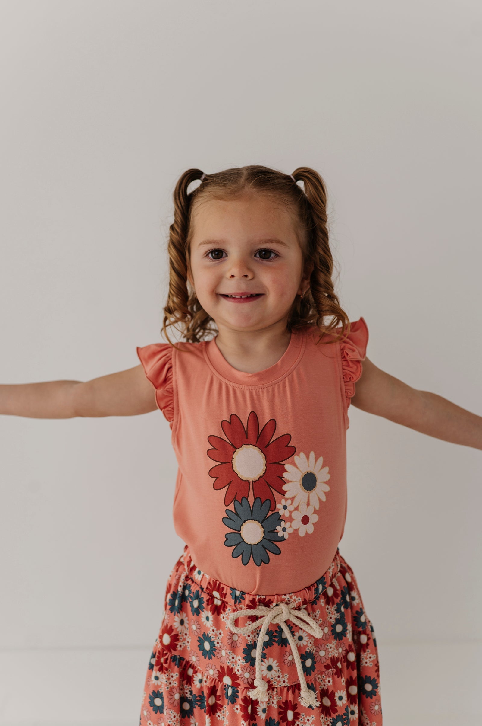 Girls Sleeveless Top In Zoey Daisy