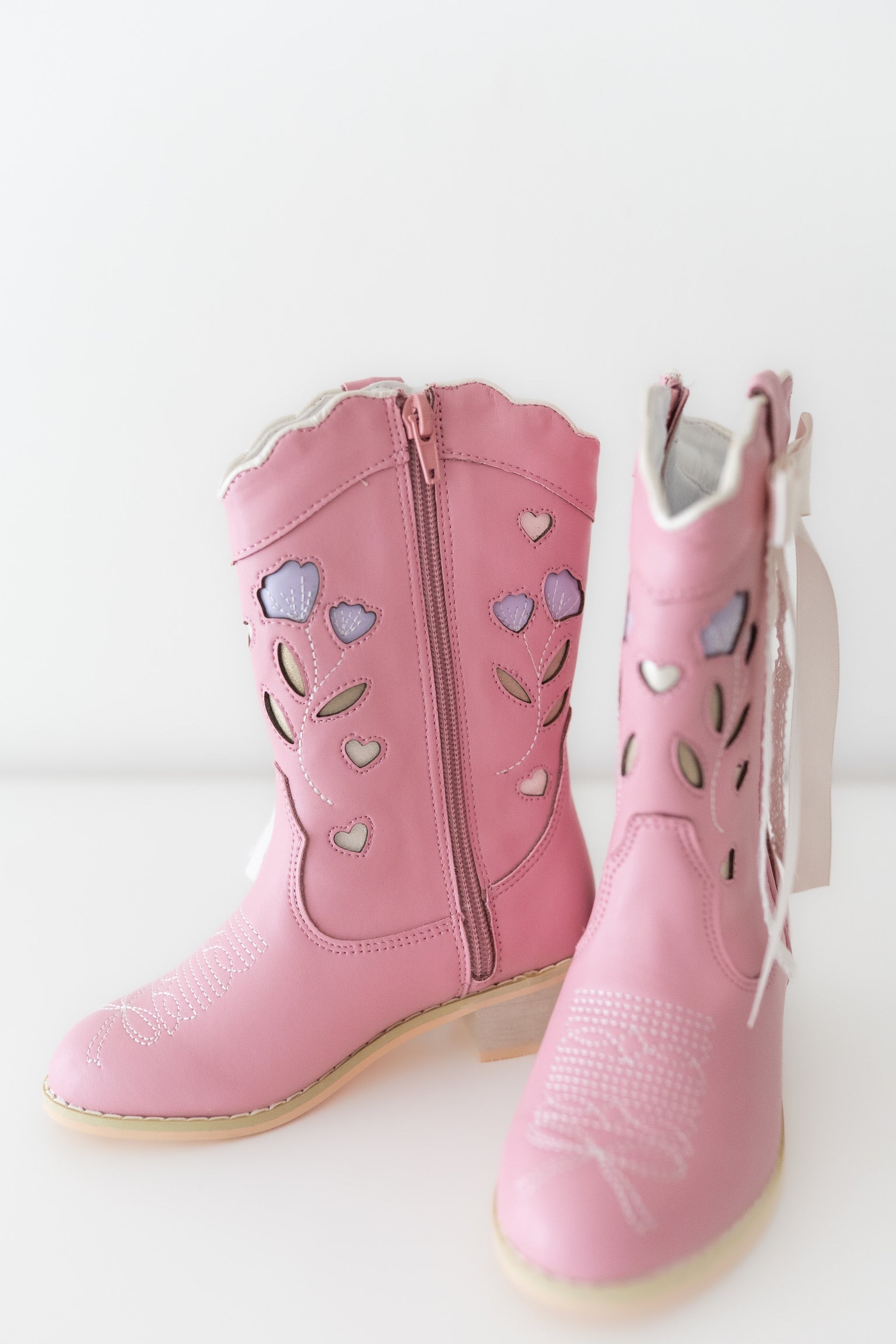 Sweetheart Bow Cowgirl Boots- Pink